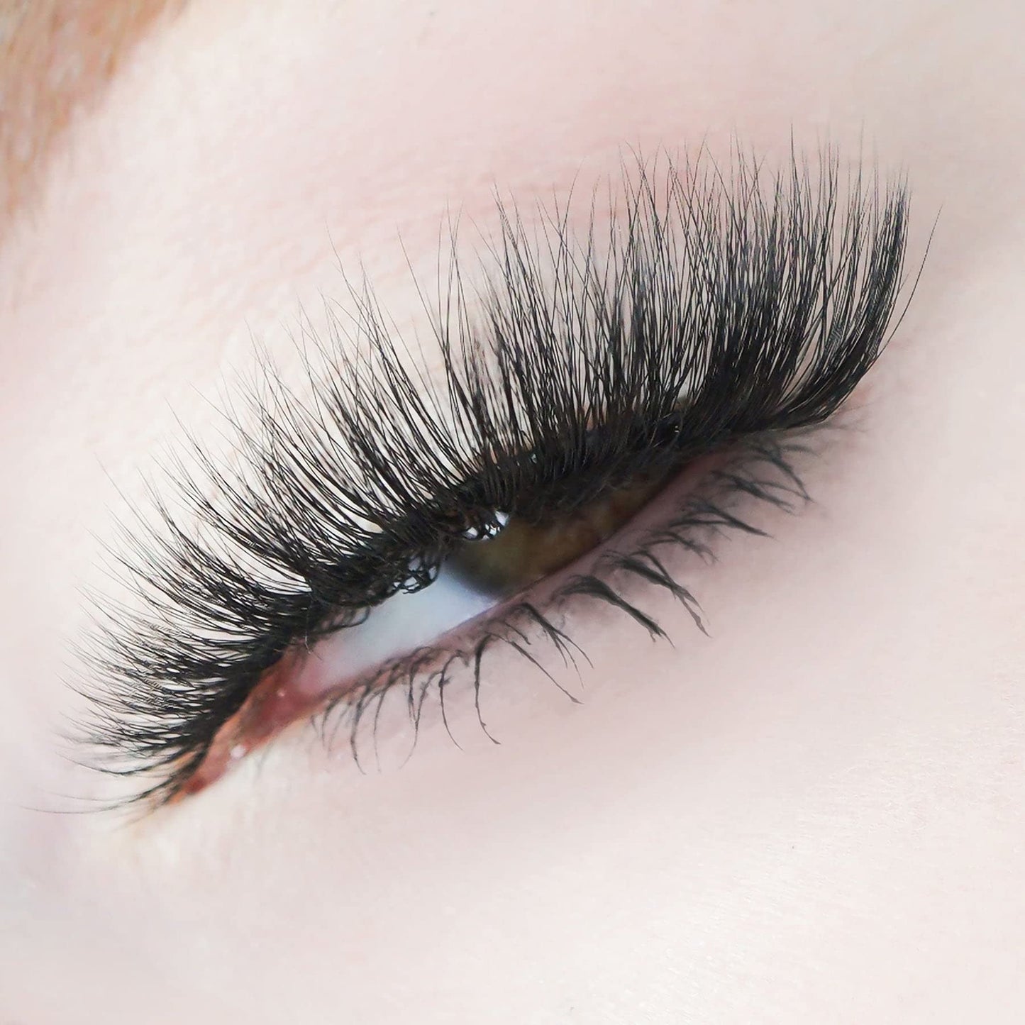 KARA BEAUTY Style L8 Hellalashes 8D Faux Mink Lashes Lightweight Synthetic Fiber in 8 Dimensional Layers DTLA - Super Playful, Dramatic Curl, 1 Pair