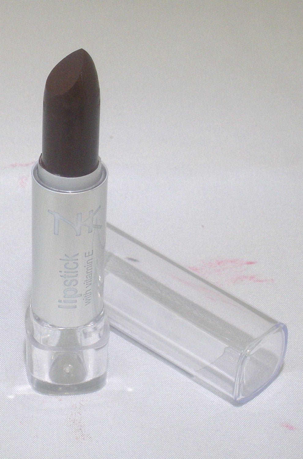 NICKA K LIPSTICK WITH VITAMIN E MYSTICS #915