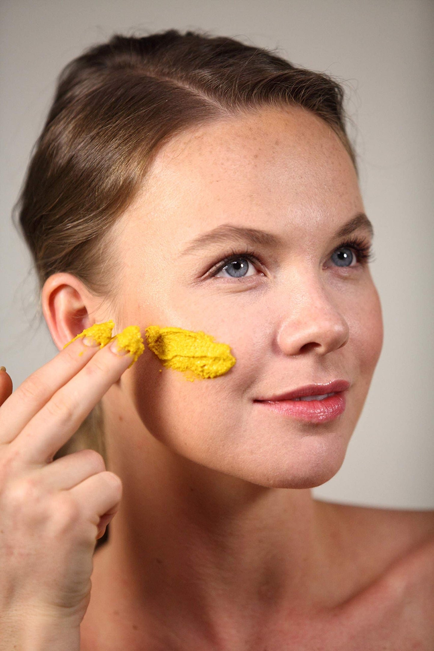 Reshma Beauty Turmeric Face Mask (Ubtan) | All Natural Ingredients - Barley Seed, Gram Seed, Turmeric, and Sandalwood | Brightening and Hydrating Mask