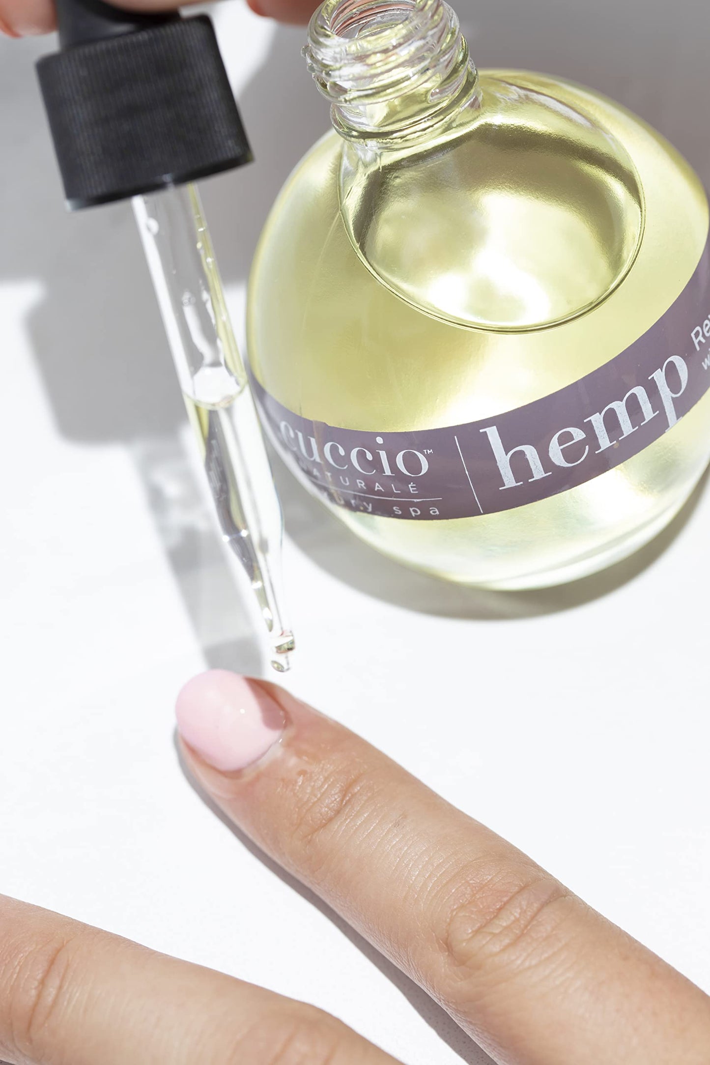 Cuccio Naturale Capuacu & Chia Revitalizing Cuticle Oil, Lightweight Fast-Absorbing Hydrating Nail & Cuticle Conditioner, Cold-Pressed Oils + Vitamin