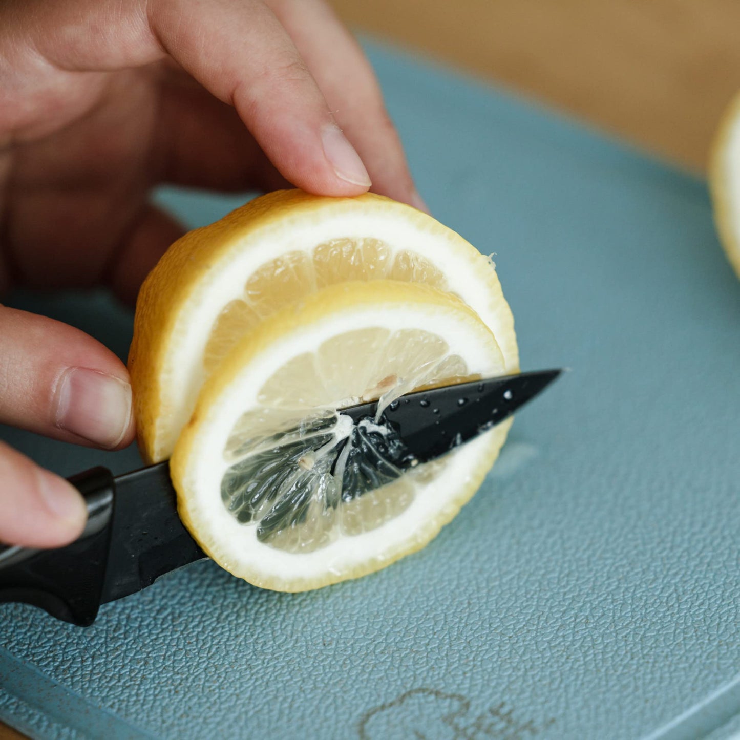 Chef Craft Select Wheat Straw Cutting Board and Knife Set, 10 inch x 7.5 inch, Blue