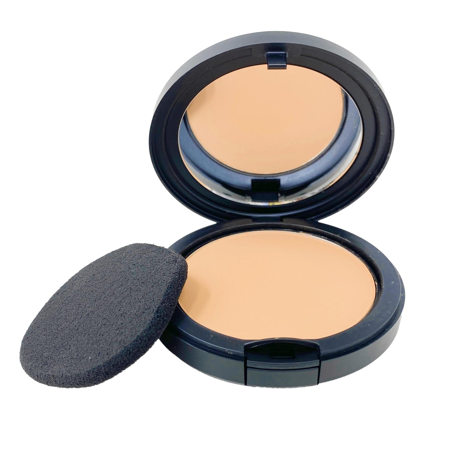 M.A.C Studio Fix Powder Plus Foundation 24 hr Oil Control Refillable - NW22 (Warm beige with rosy undertone for light to medium skin) .42 Oz / 12g