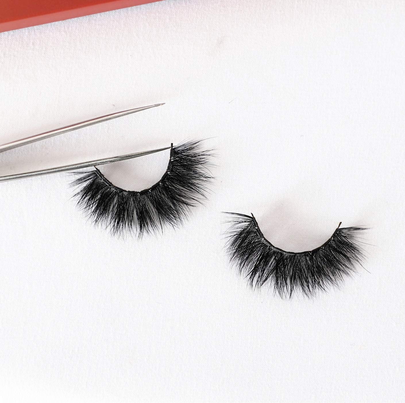 Newcally Lashes 3D Fake Eyelashes 18MM Dramatic Faux Mink Eyelashes Pack 10 Pairs Thick Long Volume False Eye Lashes