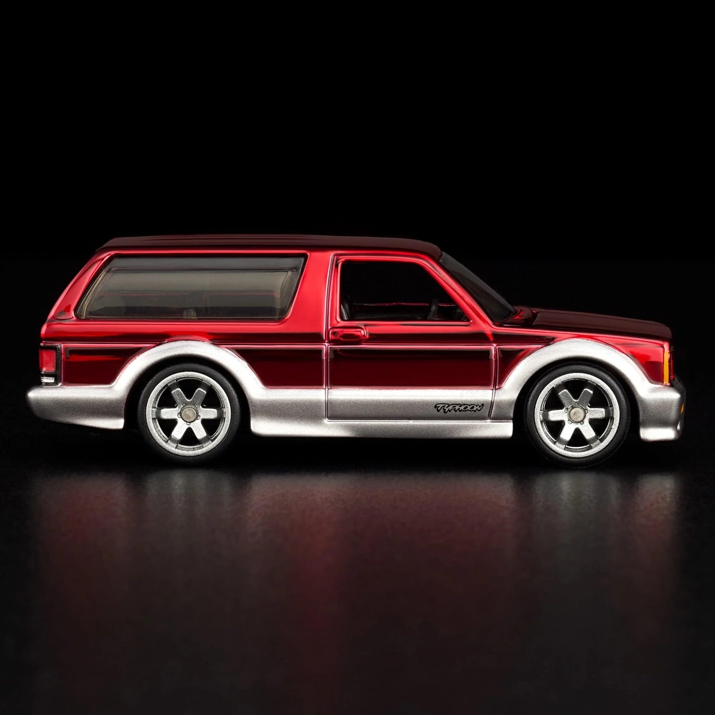 Hot Wheels 1992 GMC Typhoon RLC Exclusive - Red