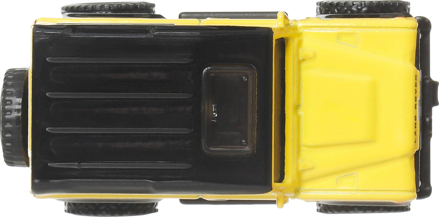 Hot Wheels Premium Car Culture Collectible Toy Car, 1:64 Scale Die-Cast Land Rover Defender 90, Off Road Vehicle with Real Riders Tires