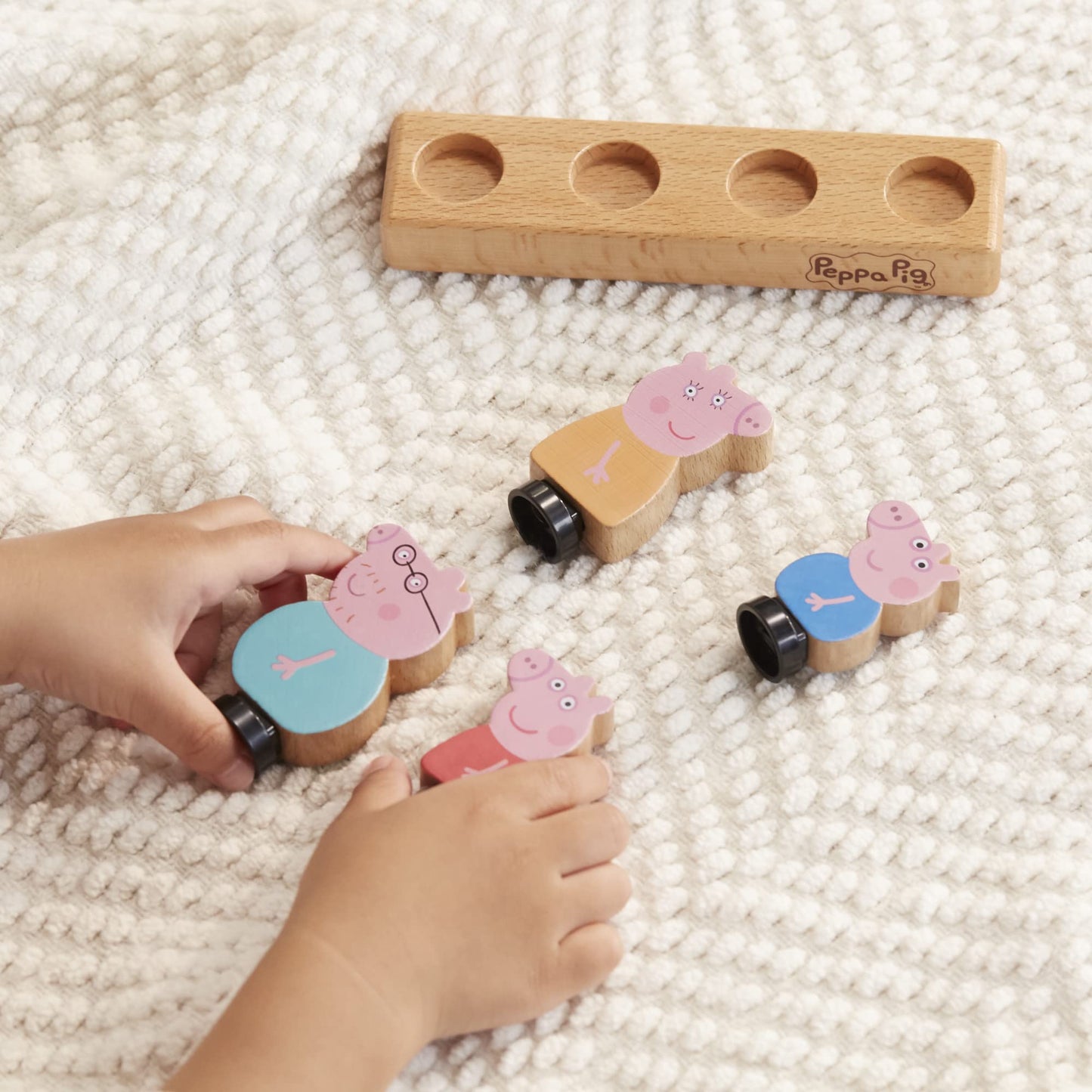 Peppa Pig Toys Wooden Family Figures Made from Responsibly Sourced Wood for 2 Year Old Girls and Boys and Up (Amazon Exclusive)