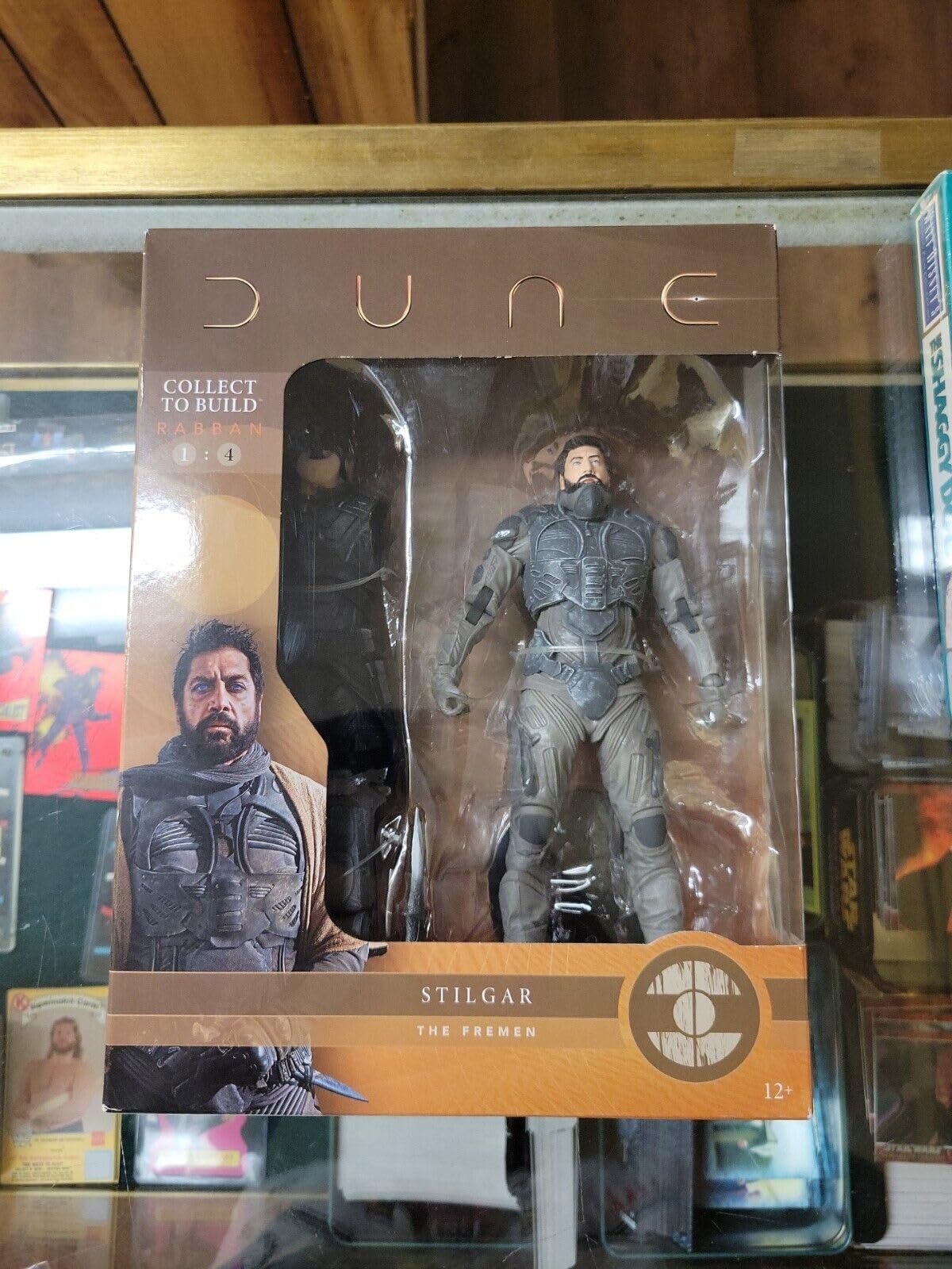 McFarlane Toys Dune Stilgar 7-inch Action Figure with Build-A Glossu ‘Beast’ Rabban Figure Parts, Multicolor