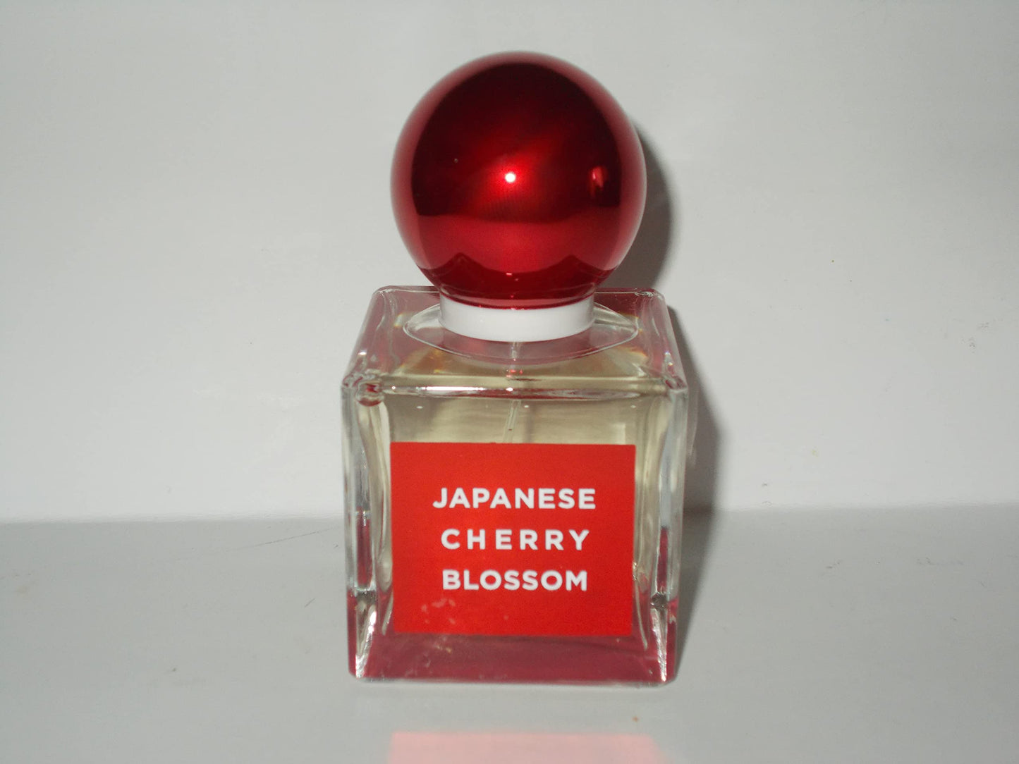 Bath and Body Works - Japanese Cherry Blossom - Eau de Parfum - 1.7 fl oz / 50 mL/With Box