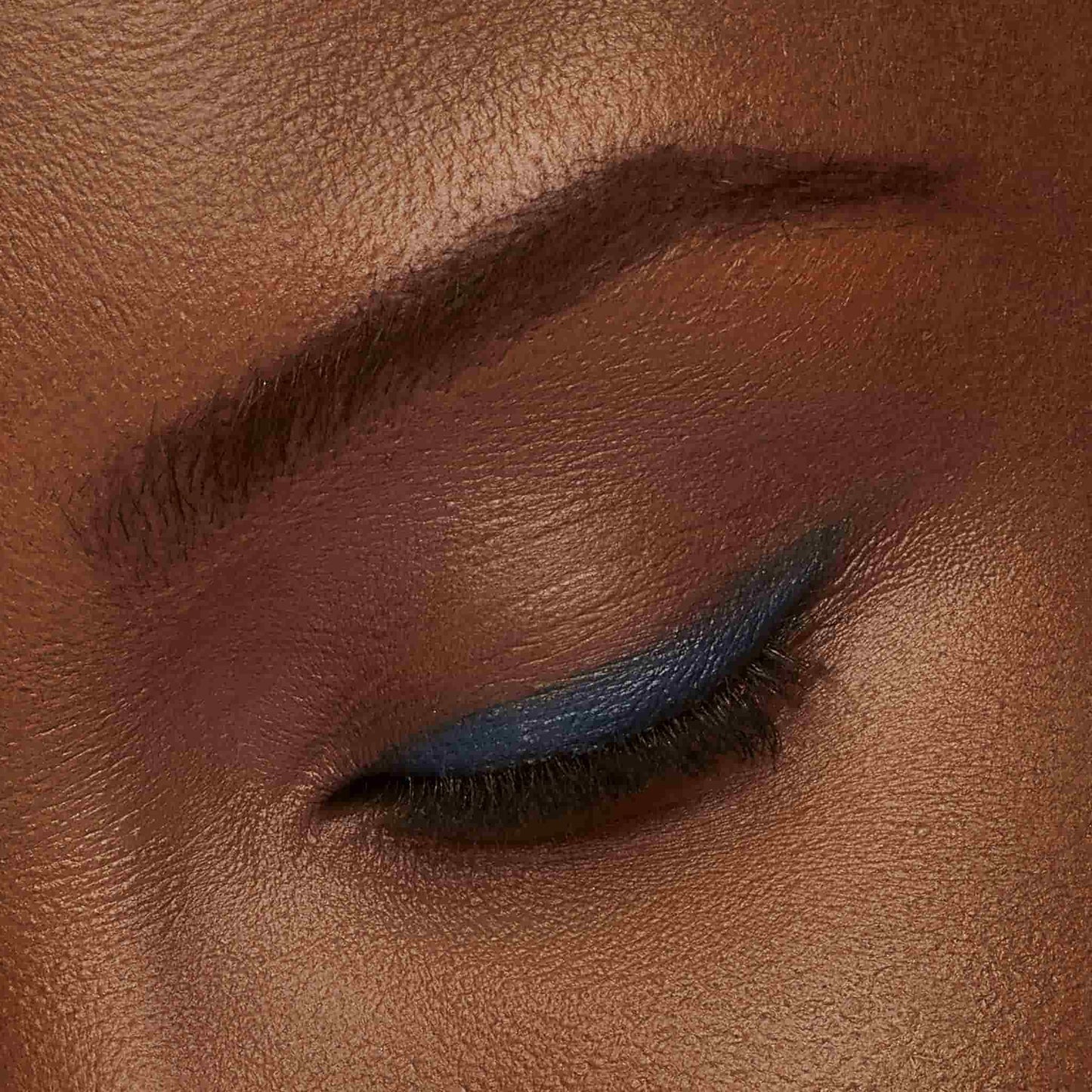 TRE'STIQUE Shadow Crayon, Refillable Eyeshadow Crayon With Built-In Blending Brush, Sustainable Shadow Makeup, Clean Beauty Eyeshadow