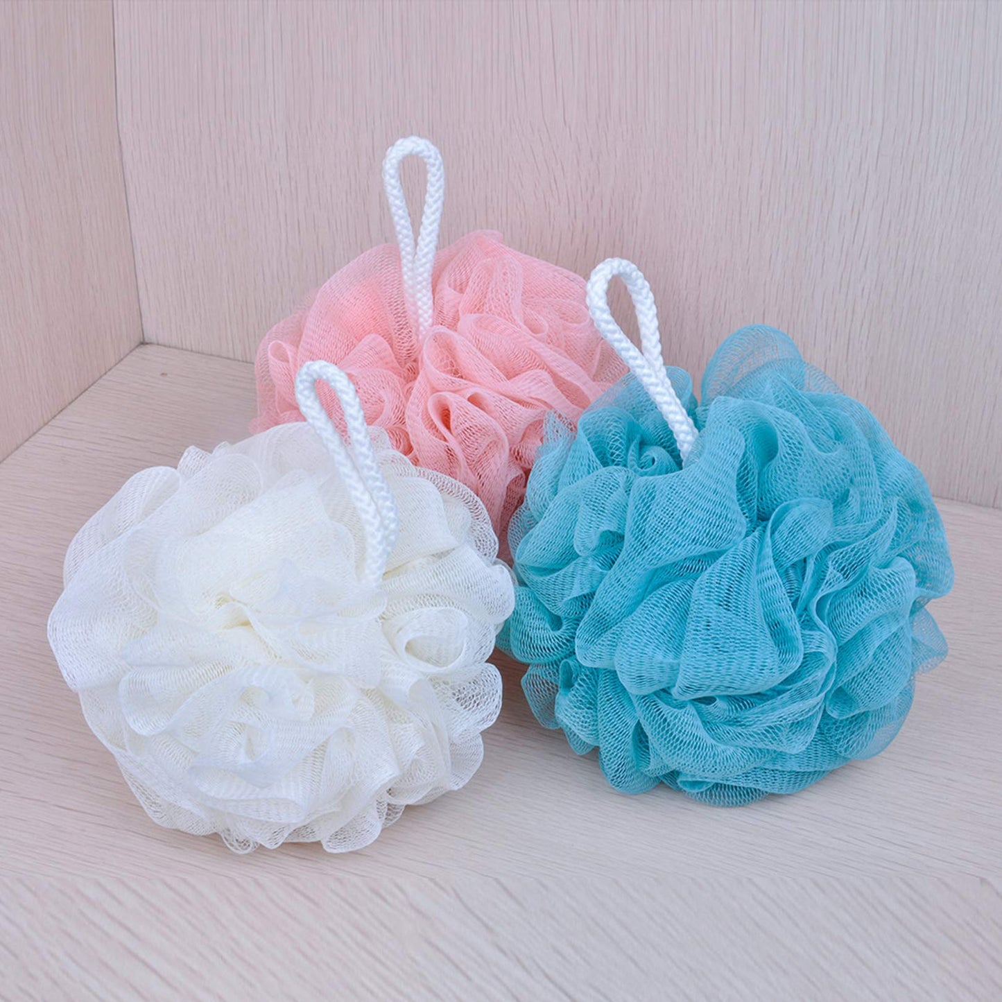 LISSOMPLUME Mesh Pouf Bath Sponge Exfoliating Shower Ball Pom Cleaning Accessory Pink Color Beauty and Personal Care LISSOMPLUME