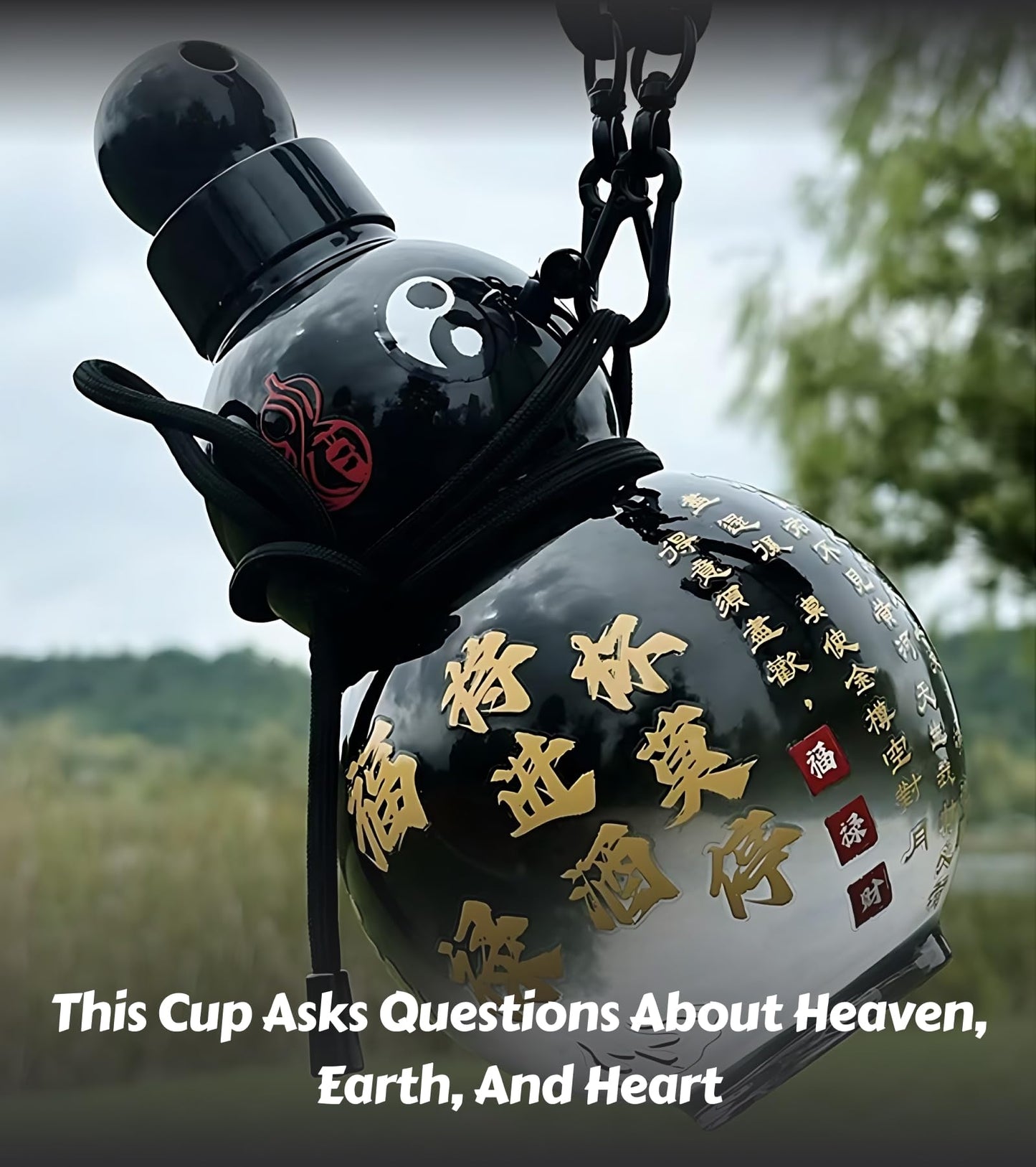 Monkey King Gourd Water Bottle,28 oz Reusable Leakproof Sports Plastic Water Bottle,for Travel Gym,Cosplay Props Decoration,with Straps,Stickers