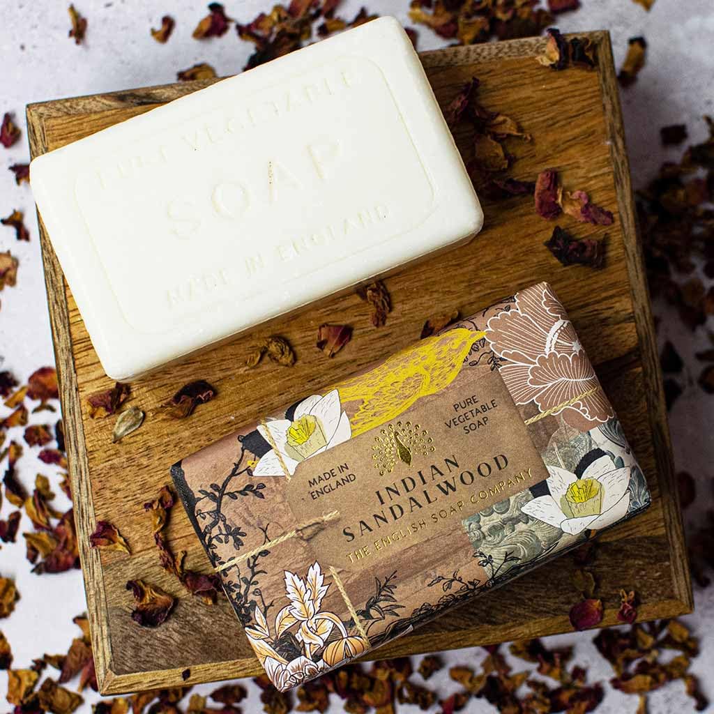 The English Soap Company Anniversary Wrapped Soap Bar, Luxury Sandalwood Shea Butter Soap Bar, Indian Sandalwood Scent 190g