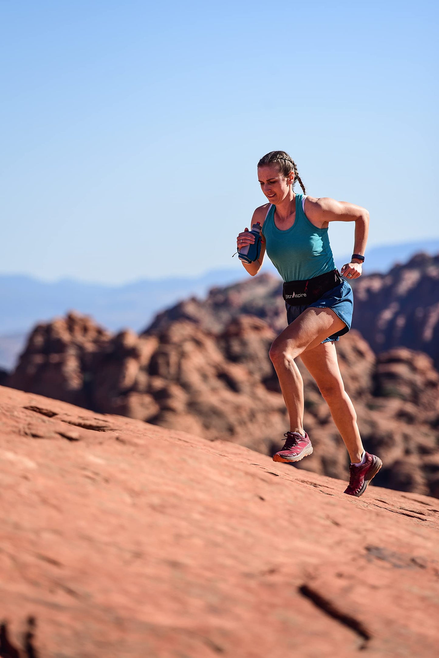 Ultraspire 550 Pocket Handheld Running Water Bottle - Emerald Blue, 550 mL