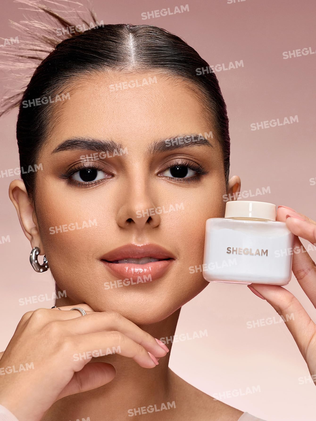 SHEGLAM Blur in a Bottle Loose Setting Powder-Translucent