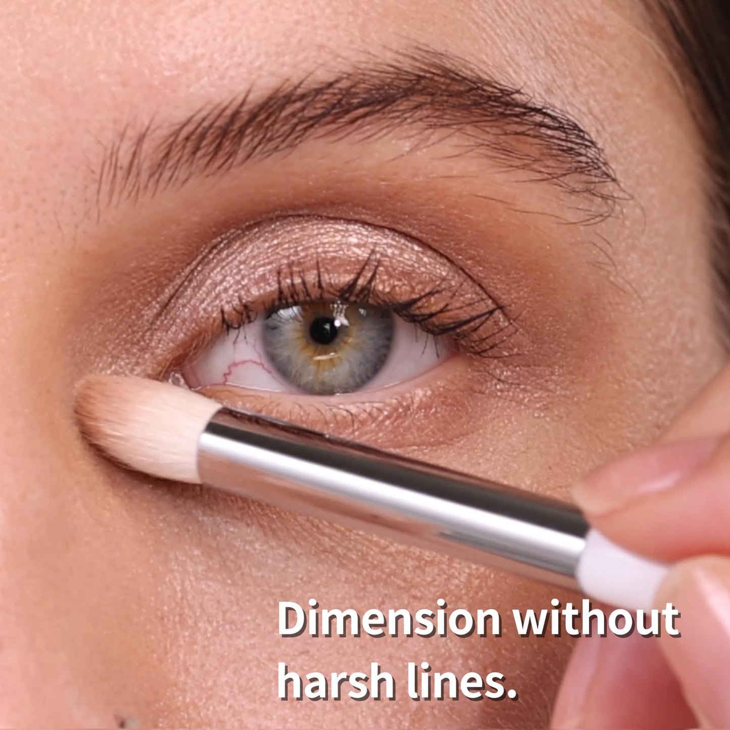 Albeaut Tapered Eye Shadow Brush, Medium Powder Eyeshadow Blending Brush for Crease, Fluffy Eye Makeup Tool for Women and Girls (195 Pro Blender)