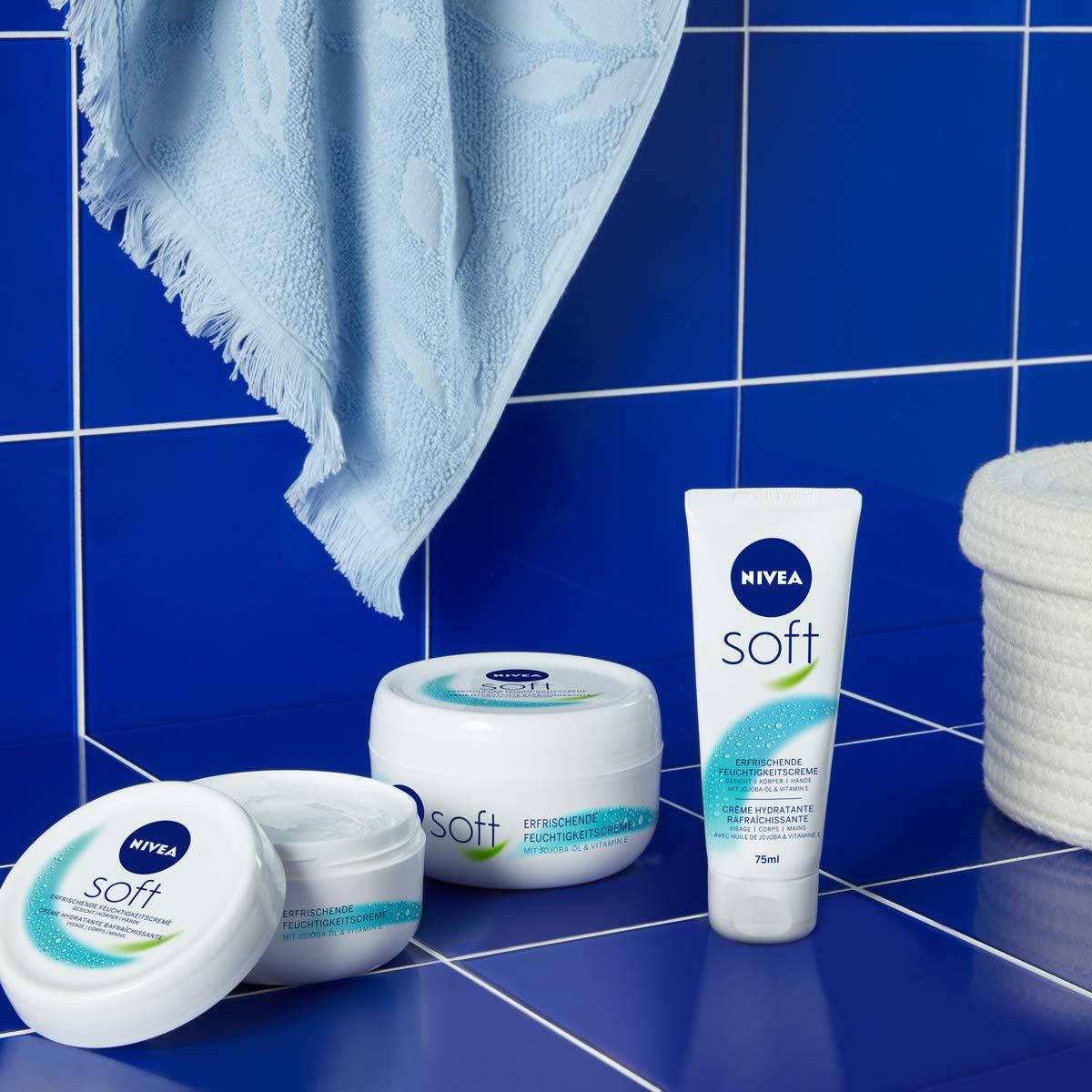 NIVEA Soft erfrischende Feuchtigkeitscreme (50 ml), pflegende Soft Creme mit Vitamin E und Jojoba-Öl, schnell einziehende Hautcreme