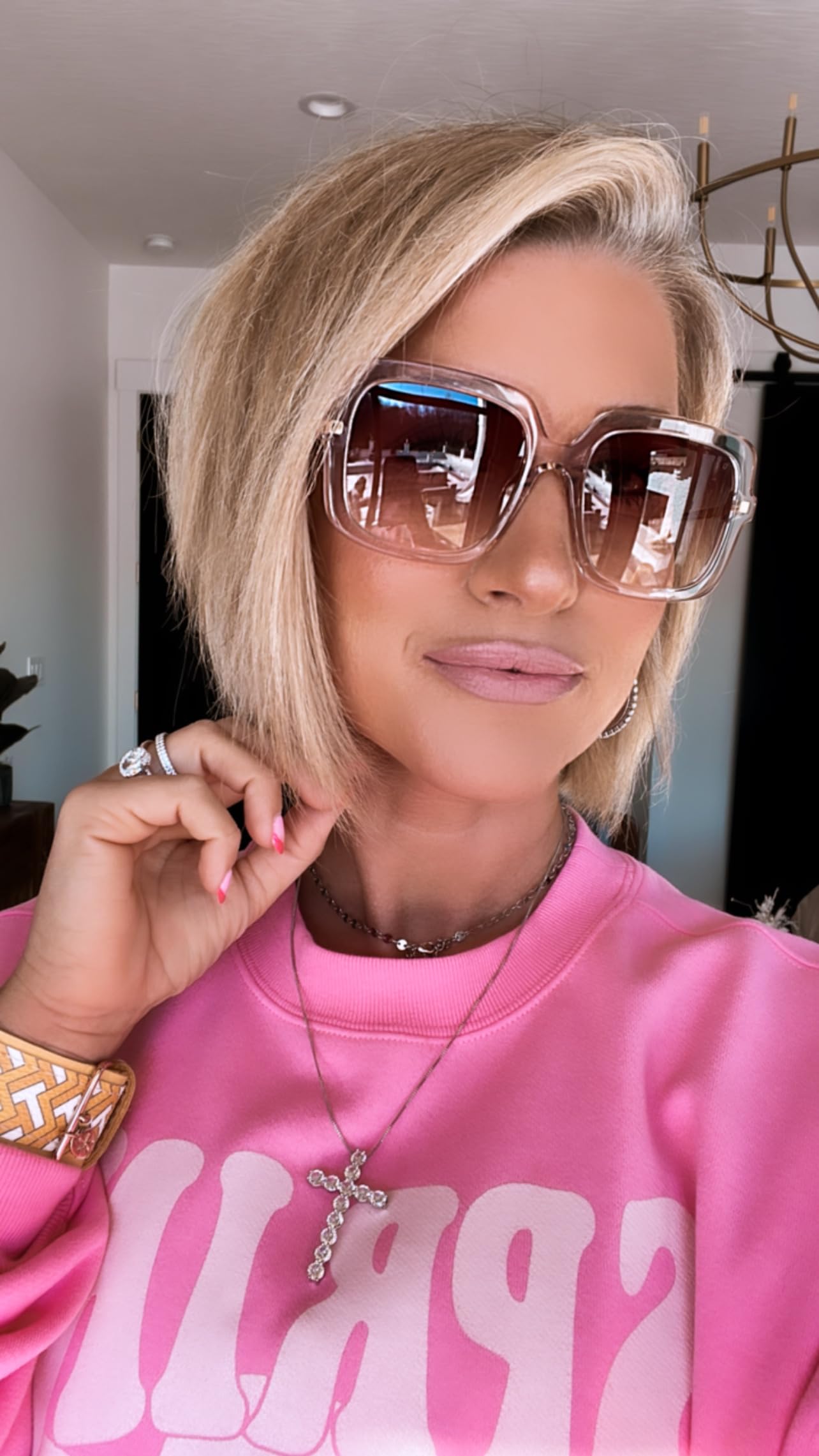DIFF Sandra Oversized Square Sunglasses for Women | 100% UVA/UVB Protection | Light Pink Crystal + Dusk Gradient