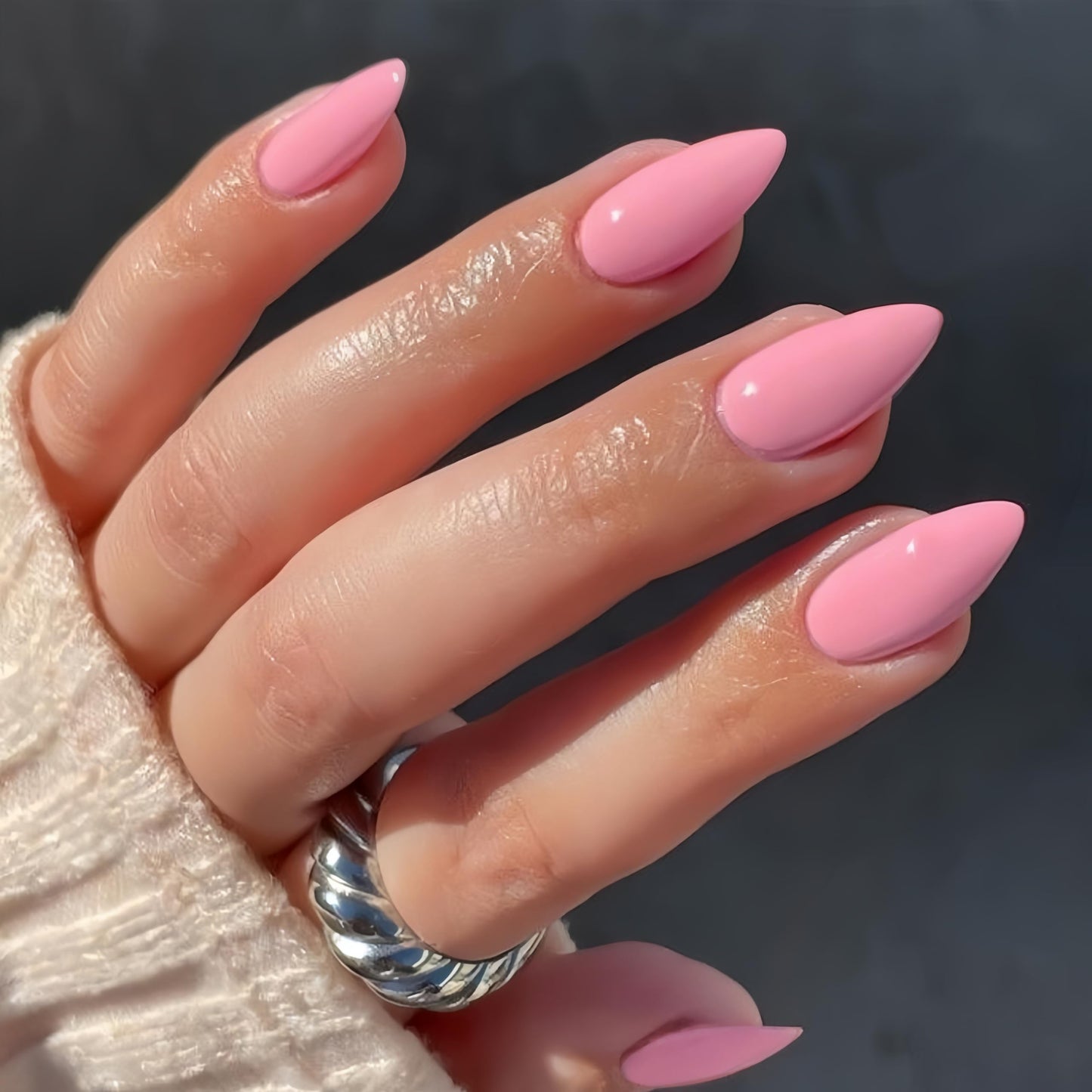 KQueenest Gradient Pink French Press on Nails Short Oval,Natural Acrylic Fake Nails with Design,Short Almond French Tip Nails Press On,Ombre Glue On Beauty and Personal Care KQueenest