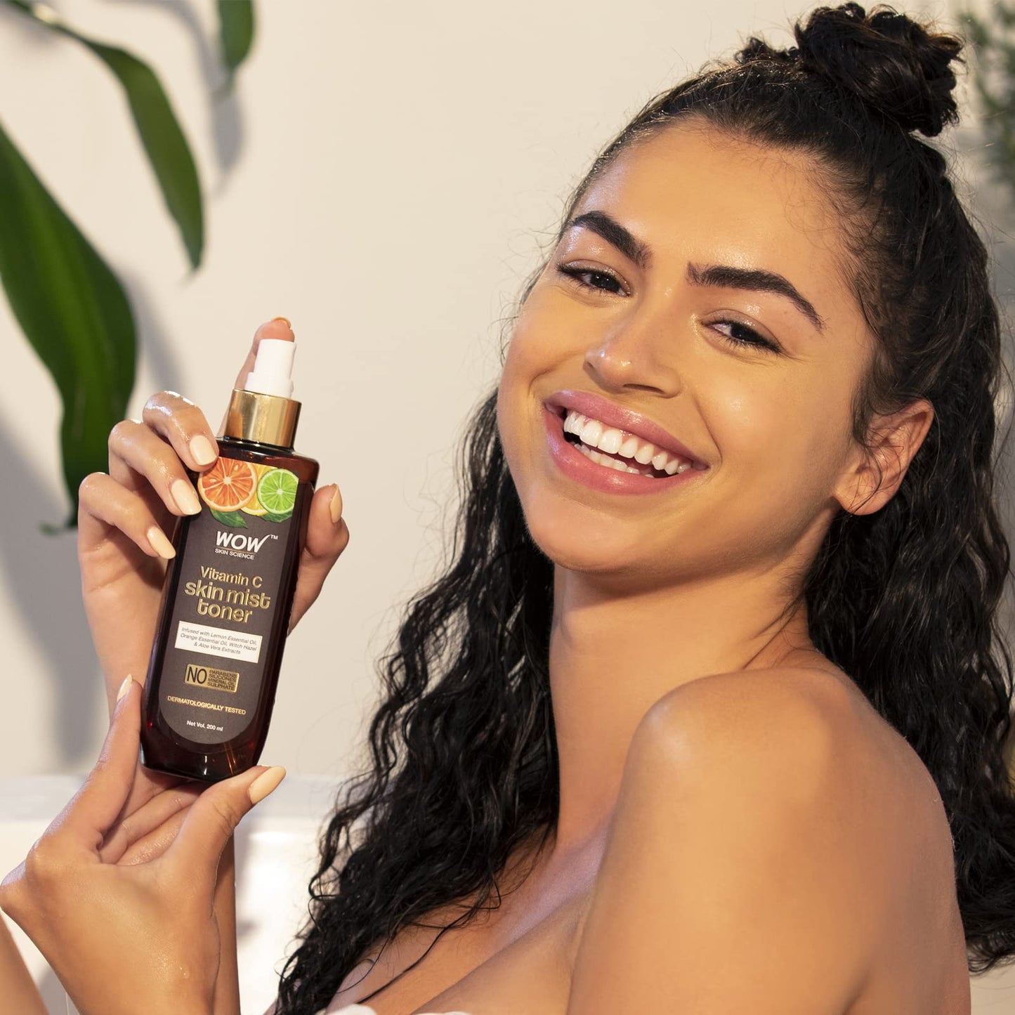 Wow Skin Science 10 in 1 Leave in Conditioner Spray - Leave in Conditioner for Dry Damaged Hair - Leave in Conditioner Hair Detangler Spray - Women