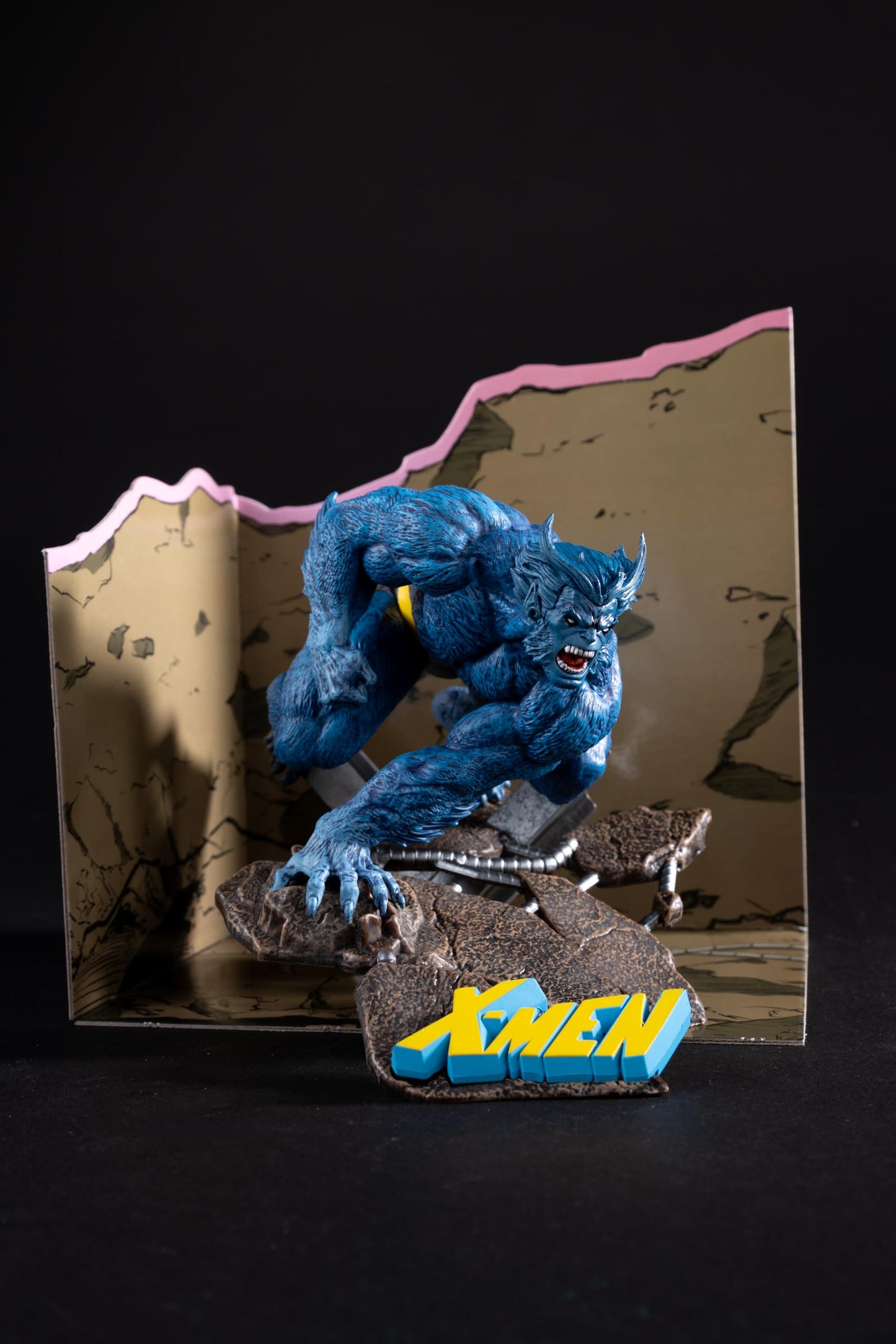 McFarlane Marvel Beast 1:10th Scale Collectible with Scene (X-Men #1) Toys