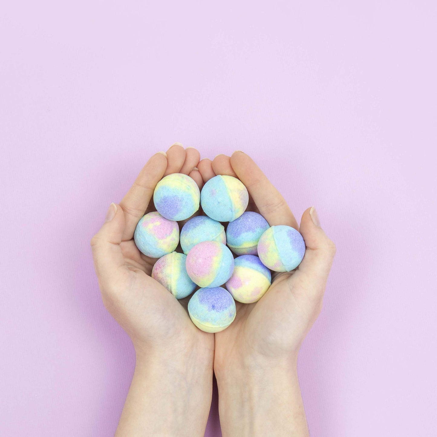 Gift Republic Unicorn Poo Bath Bombs Raspberry Scented Mini Colourful Bath Bombs for Kids Fun Bathtime Fizzies Pampering Gift Set Beauty and Personal Care Gift Republic