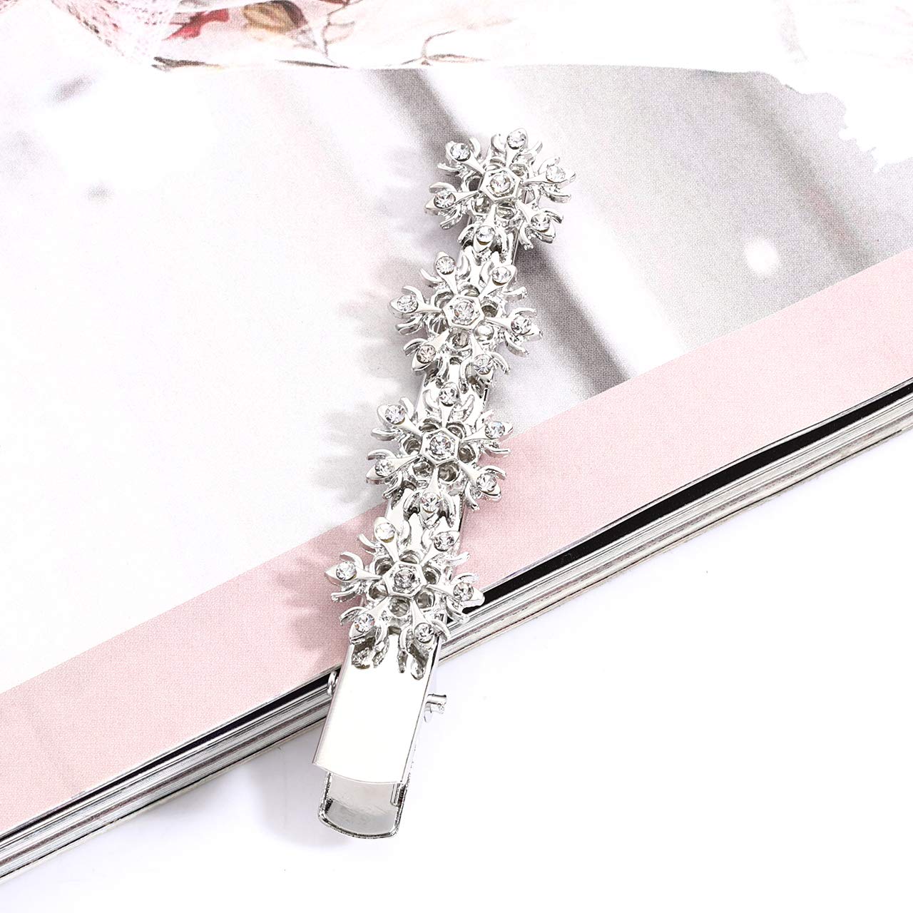 Christmas Snowflake Hair Pin Hairpin Sparkling Rhinestone Winter Snowflake Alligator Hair Clip Xmas Holiday Party Hair Barrette Hair Accessories