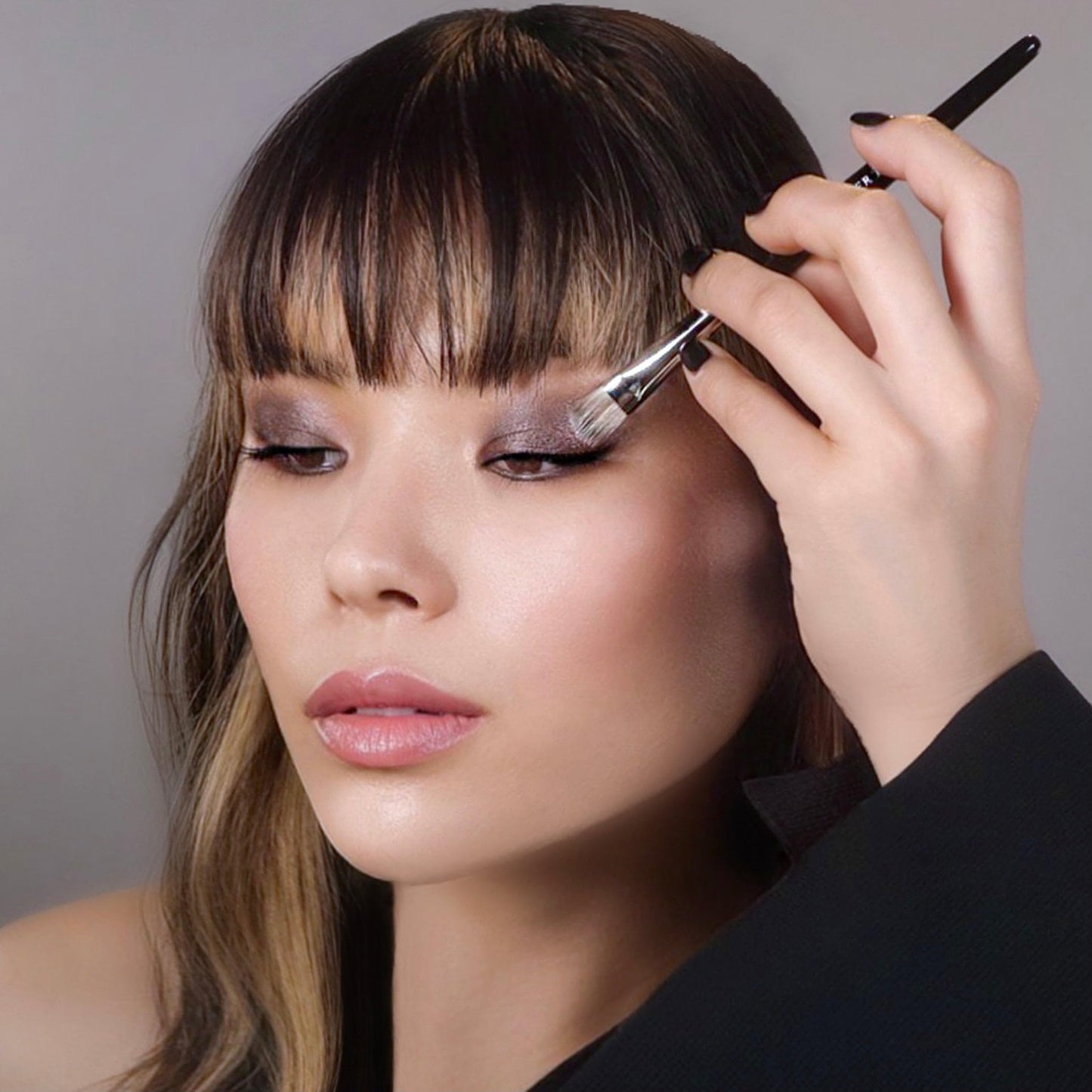 M?TIER Le Cushette Eyeshadow Brush for Flawless Precision, Vegan Fibers