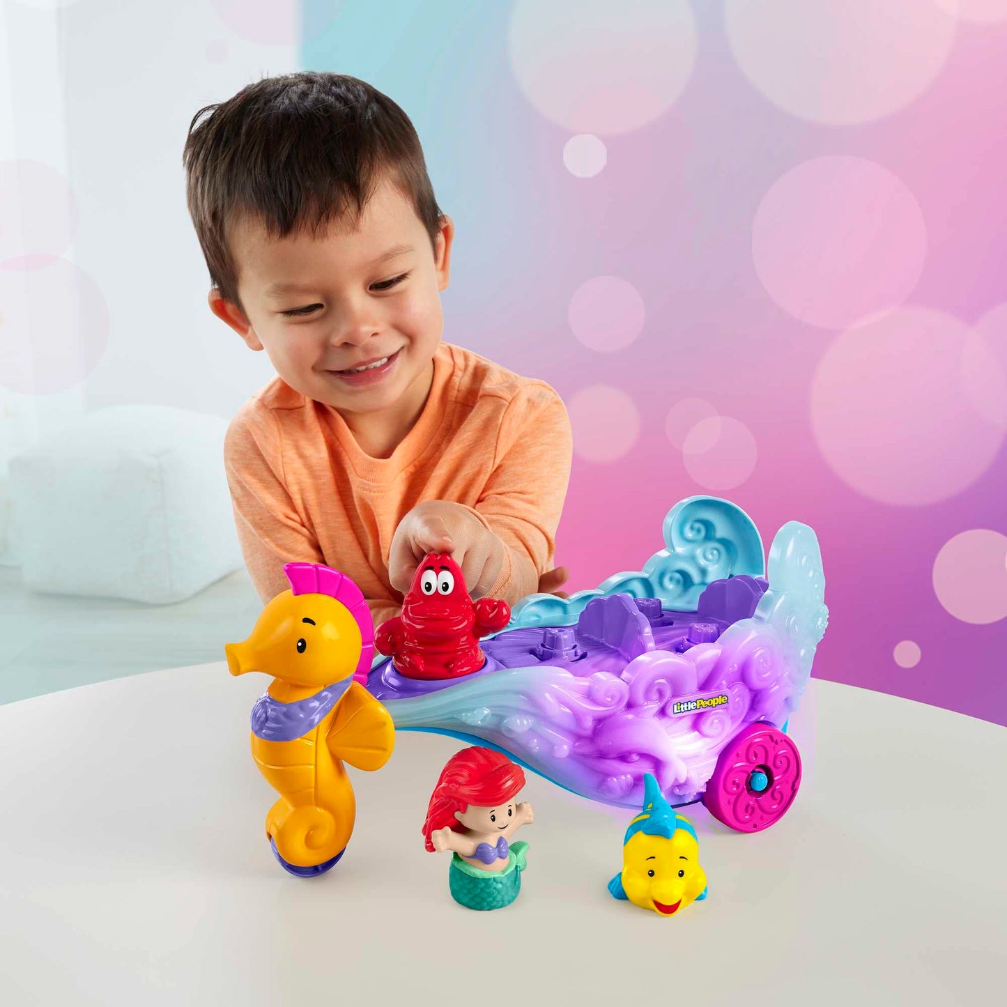 Fisher-Price Little People Toddler Toy Disney Princess Ariel's Light-Up Sea Carriage Musical Vehicle with 2 Figures for Ages 18+ Months