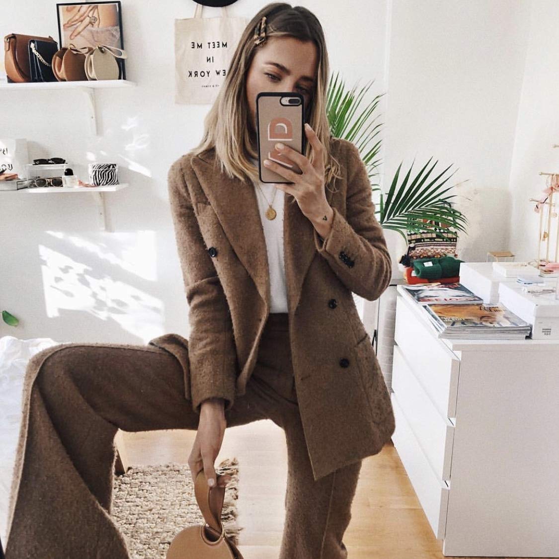 Resin Tortoise Leopard Print Hair Clips and Barrettes - 4 Pack (Women's Accessories)