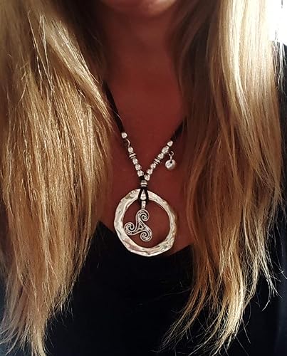 DoubleNine Boho Ethnic Choker Necklace Retro Infinite Coin Adjustable Choker Charm Simple Layering Cord Everyday Accessories for Women Girls (black)