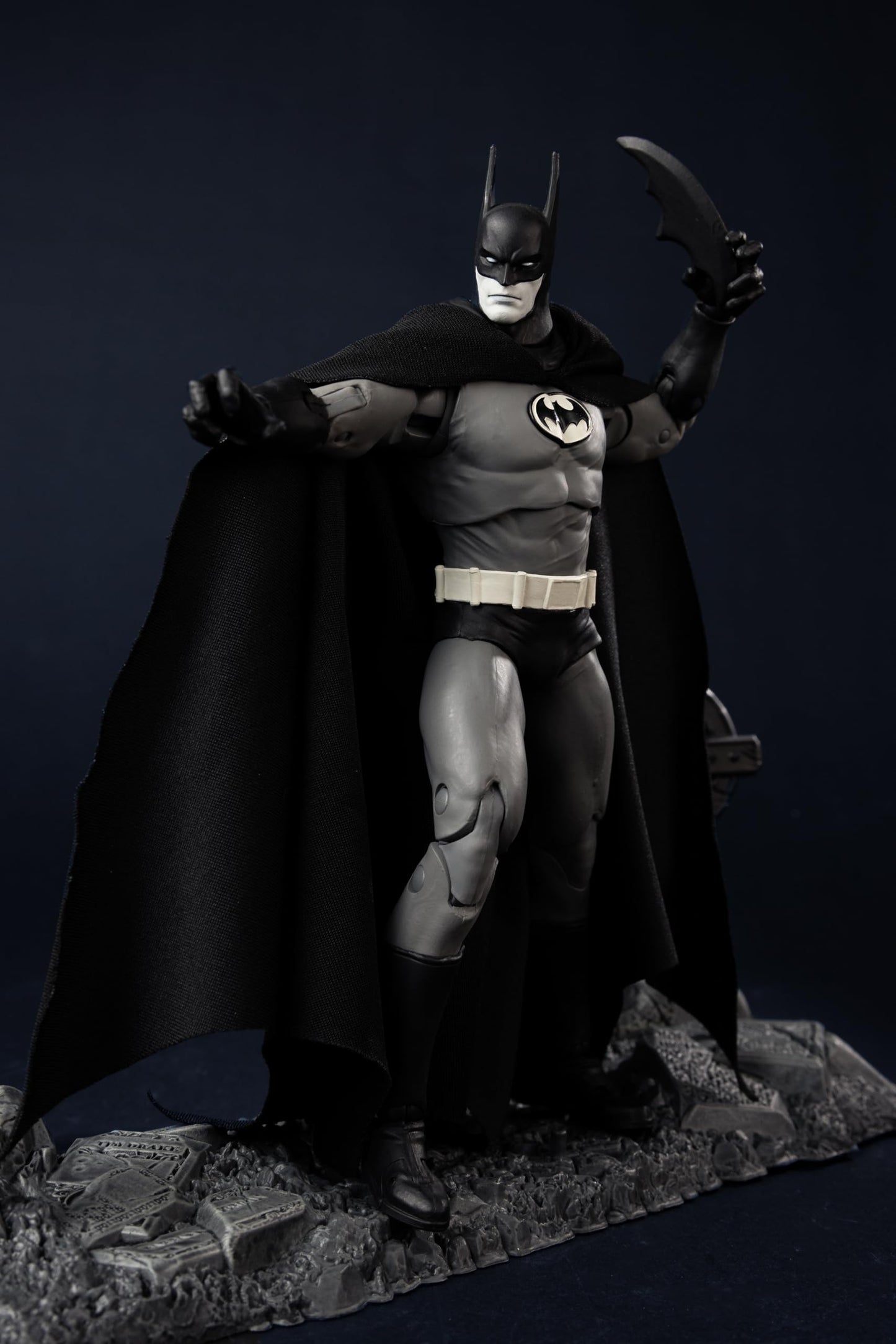 McFarlane DC Multiverse Action Figure Batman (Batman: Year Two) (Gold Label) 18 cm