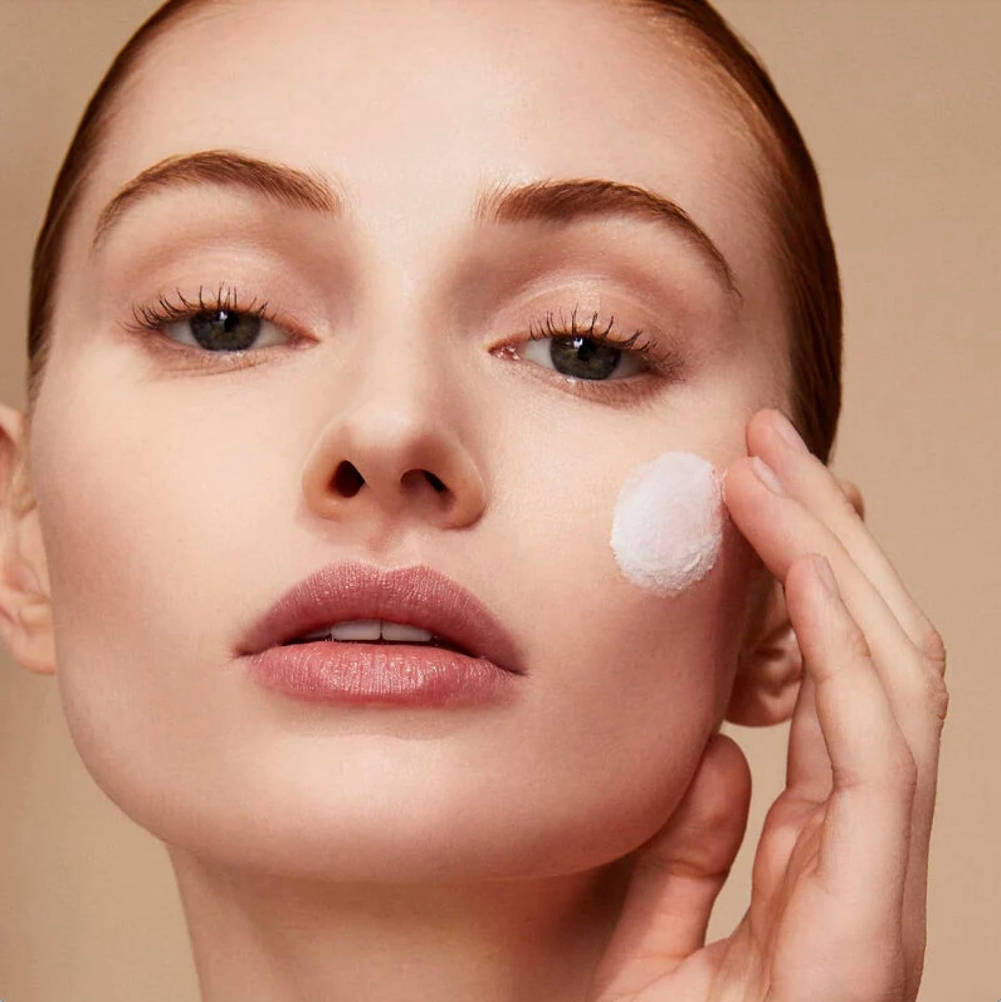 Clé de Peau Beauté, Skin-Refining Clay Scrub, 3.6oz