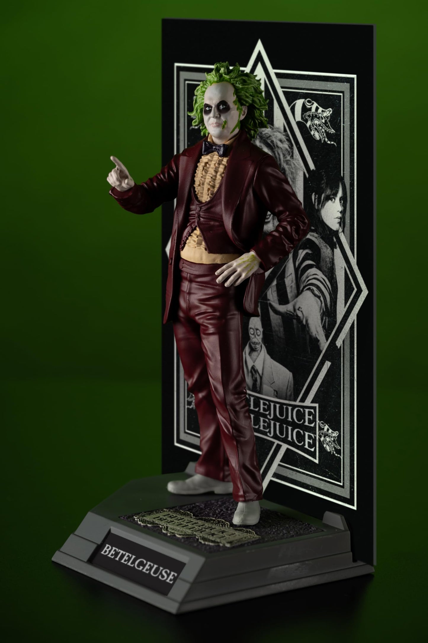 McFarlane Toys - Beetlejuice Beetlejuice 6in Posed Figure