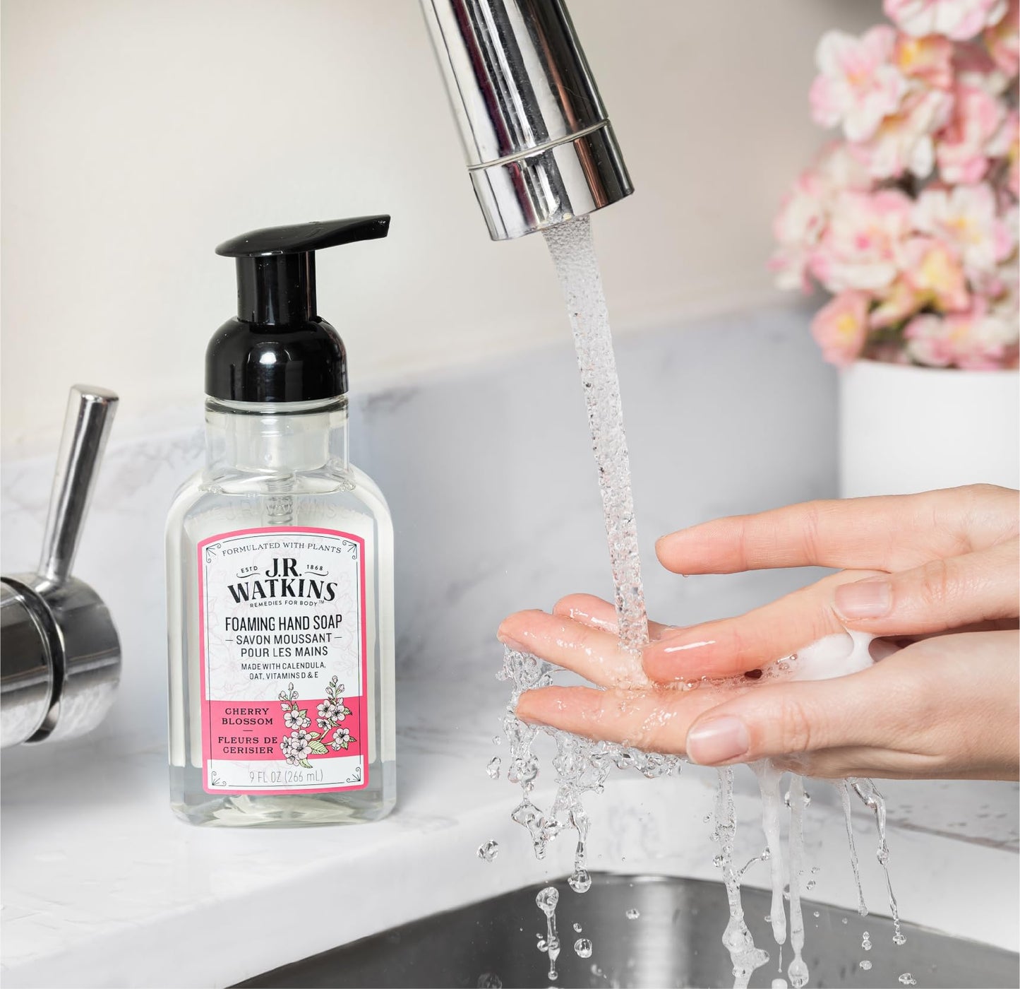 J.R. Watkins Foaming Hand Soap Pump with Dispenser, Moisturizing Foam, Alcohol-Free, Cruelty-Free, Use as Kitchen or Bathroom Soap, Fleurs de Beauty and Personal Care J.R. Watkins