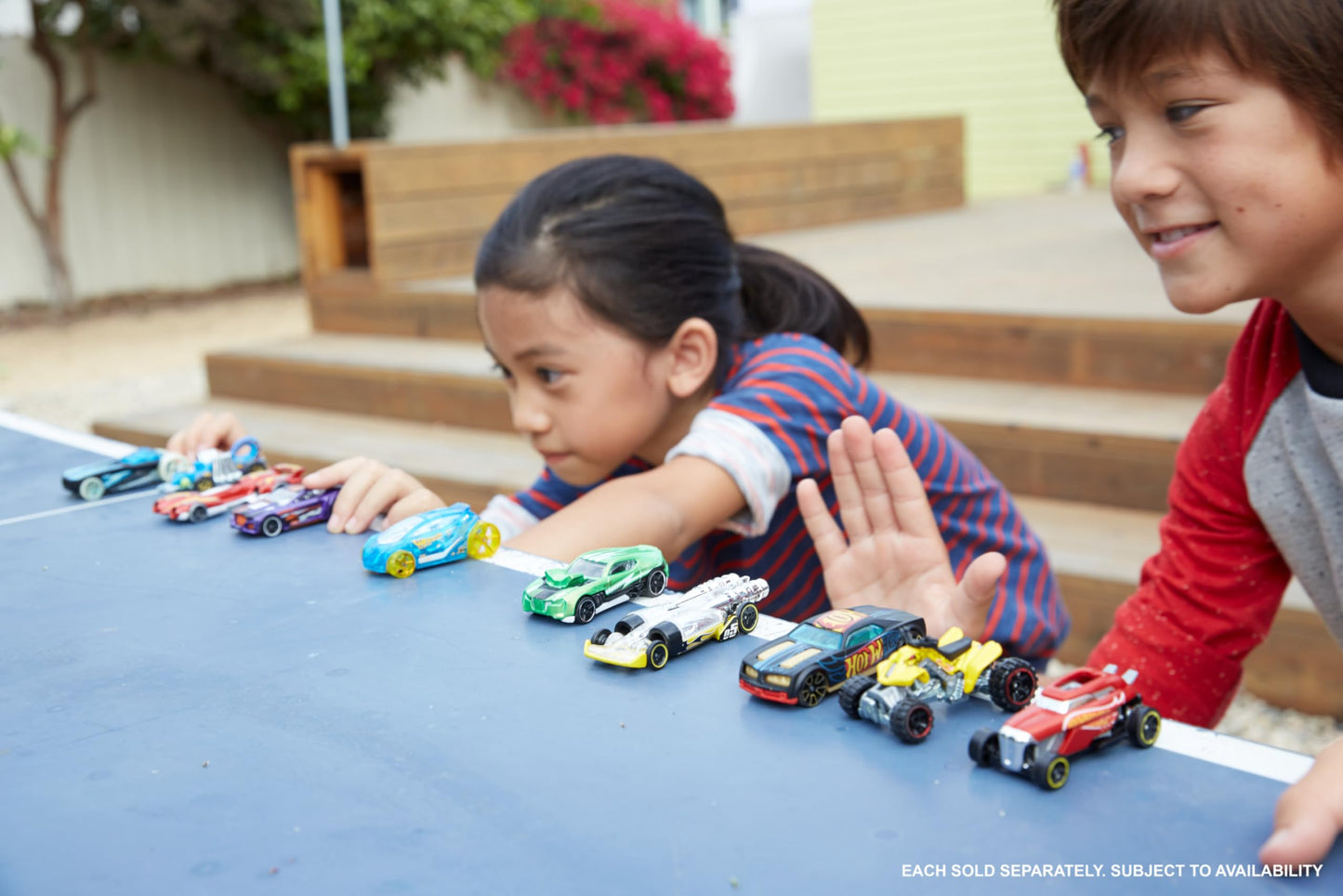 Hot Wheels Toy Cars 20-Pack, Set of 20 Die-Cast 1:64 Scale Toy Sports & Race Vehicles for Kids & Collectors (Styles May Vary)