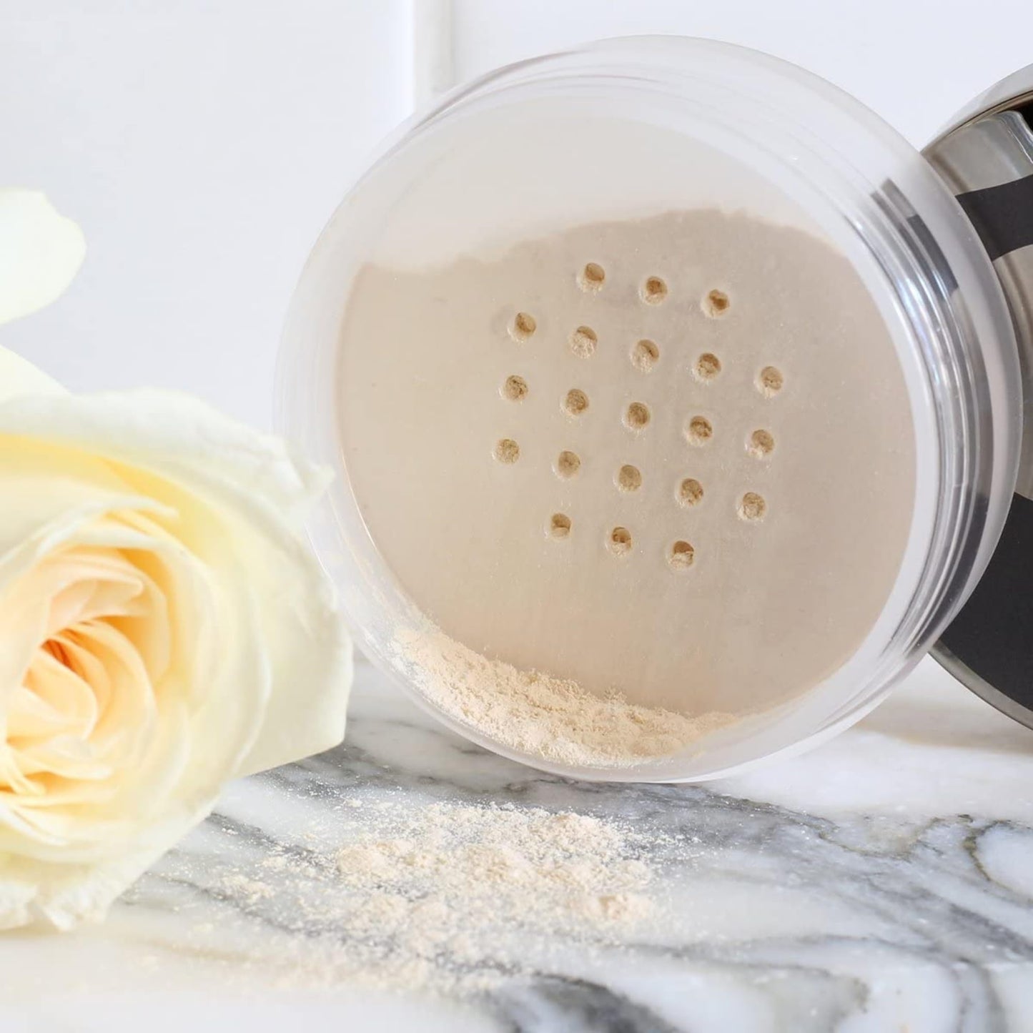 Juice Beauty Phyto?Pigments Flawless Setting Powder - Compact & Natural Ultra-Fine Loose Powder with Vitamin C - Sheer, Luminous Finishing Face Makeup