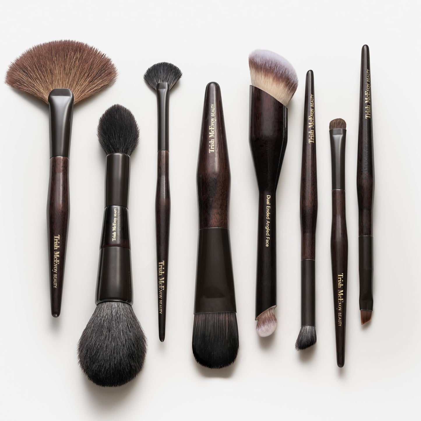 Trish McEvoy Brush 23 Angled Crease Contour