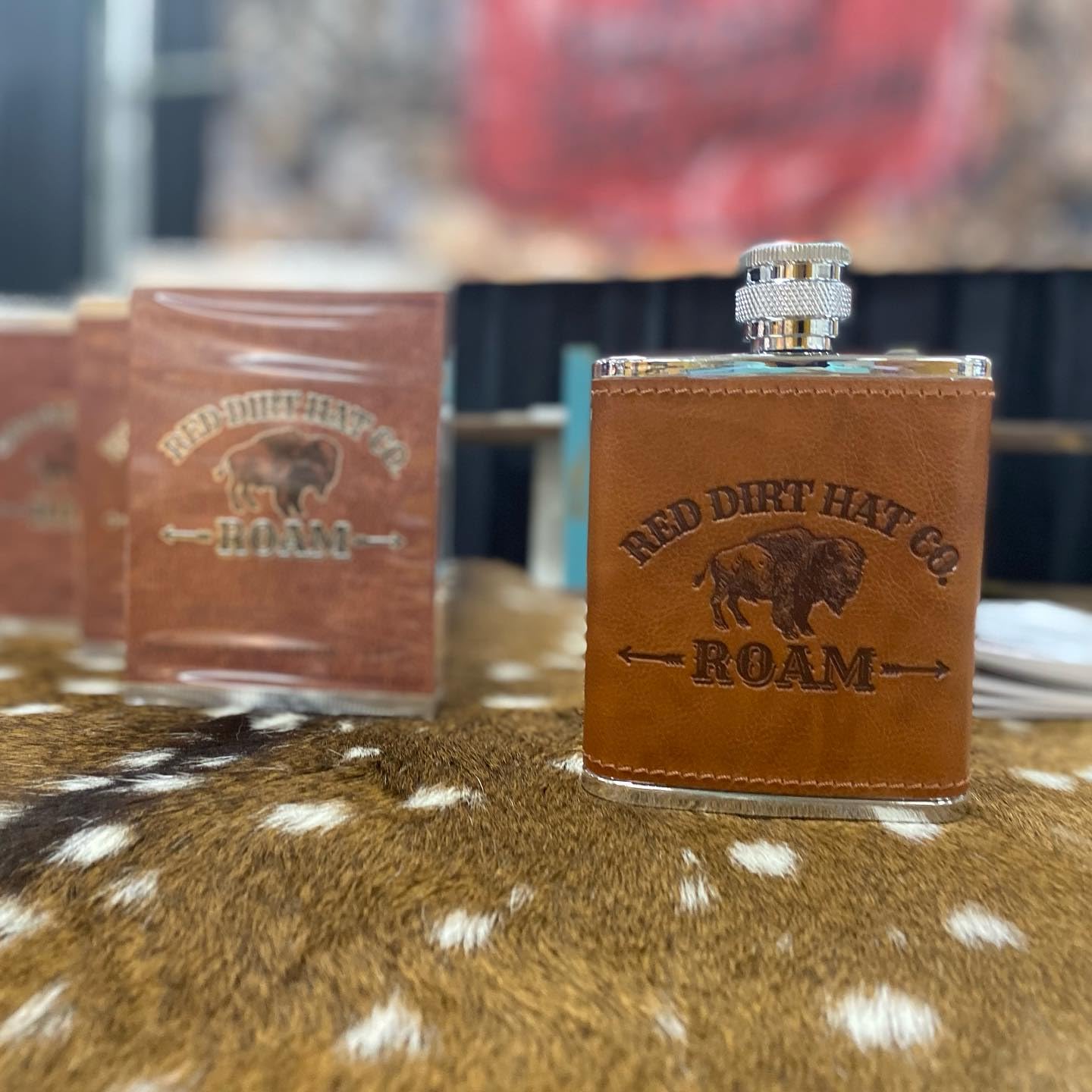 Red Dirt Hat Company Roam Cologne for Men - Fresh & Masculine Fragrance with Leather Tones and Cedarwood Notes - Men's Body Spray Cologne for Everyday