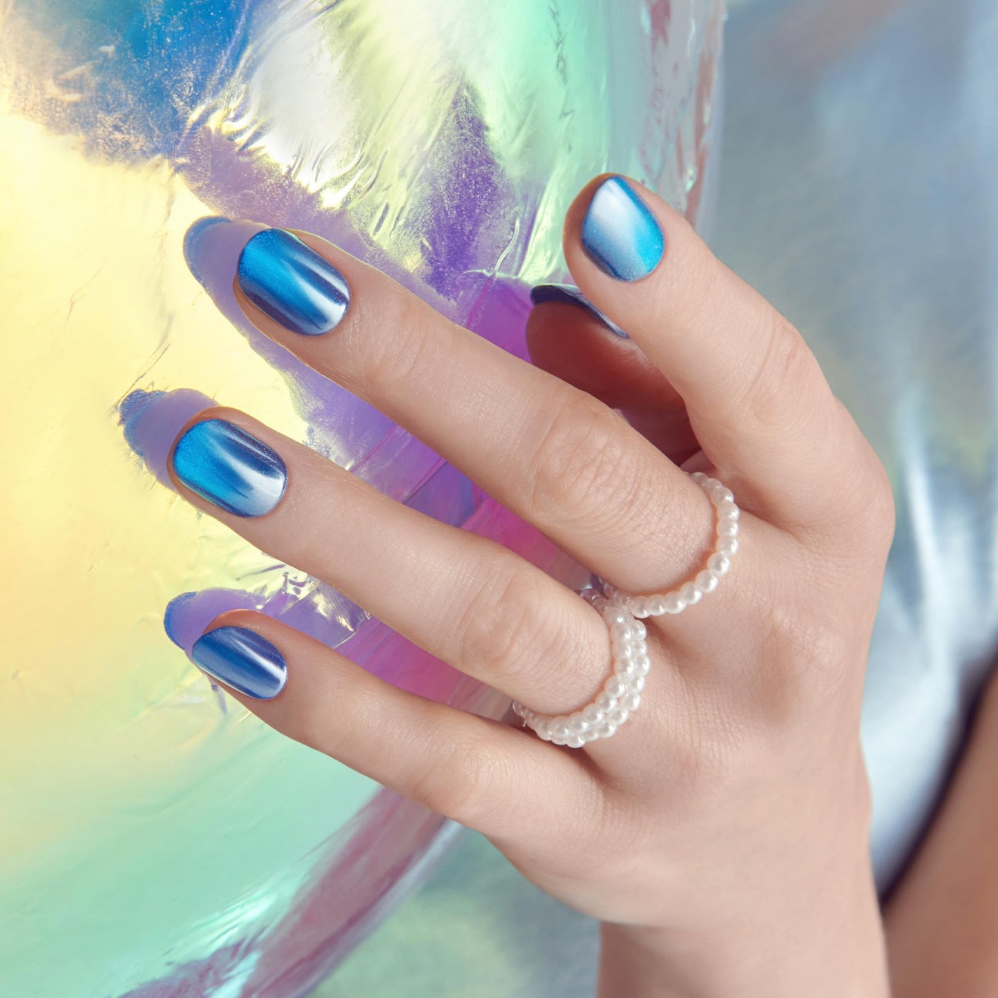 Kiss colorFX by Impress Press On Nails, Reconnect, 30 No Glue Peel and Stick Nails Kit with IMPROVED Adhesive, Blue Short Oval Pearlescent Effect Beauty & Personal Care imPRESS
