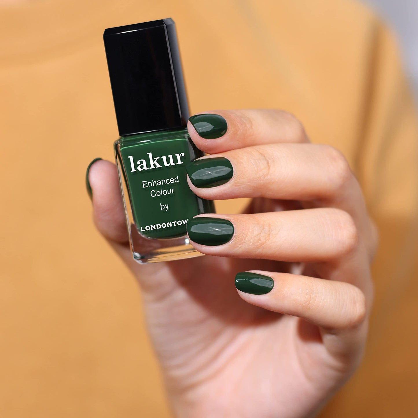 LONDONTOWN lakur Nail Polish - Chip-Resistant, Non-Toxic, Conditions & Hydrates Nails | Glossy Deep Jade, Vibe, .40 fl oz