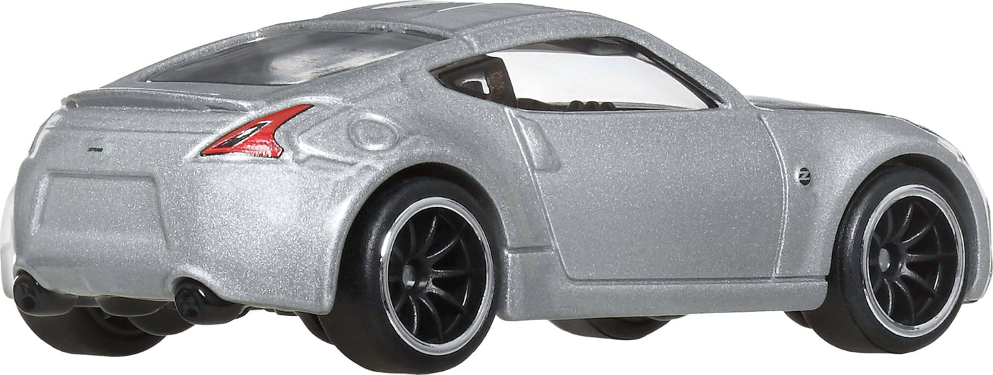 Hot Wheels Cars, Premium Fast & Furious 1:64 Scale Die-Cast Car for Collectors Inspired by Fast & Furious Movie Franchise