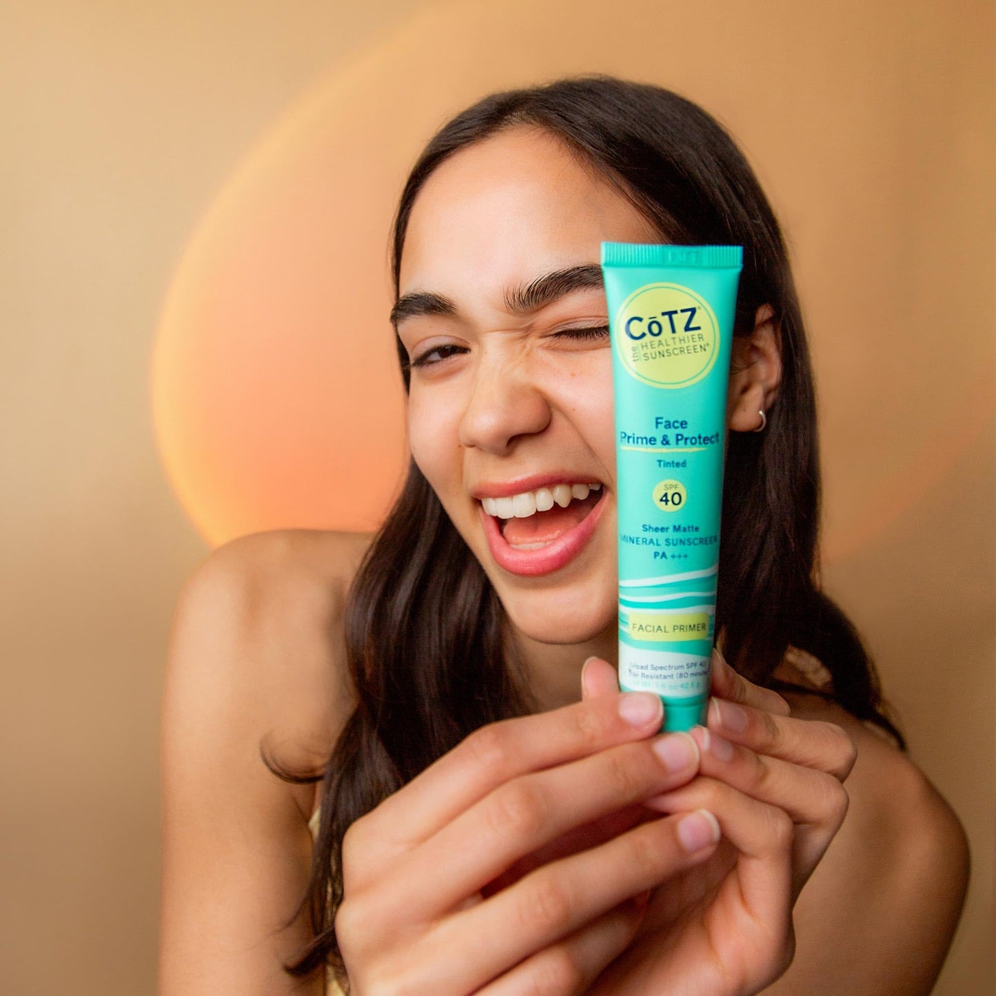 COTZ Face Prime & Protect Tinted Mineral Sunscreen and Facial Primer Broad Spectrum SPF 40; PA+++ 1.5 oz / 42.5 g.