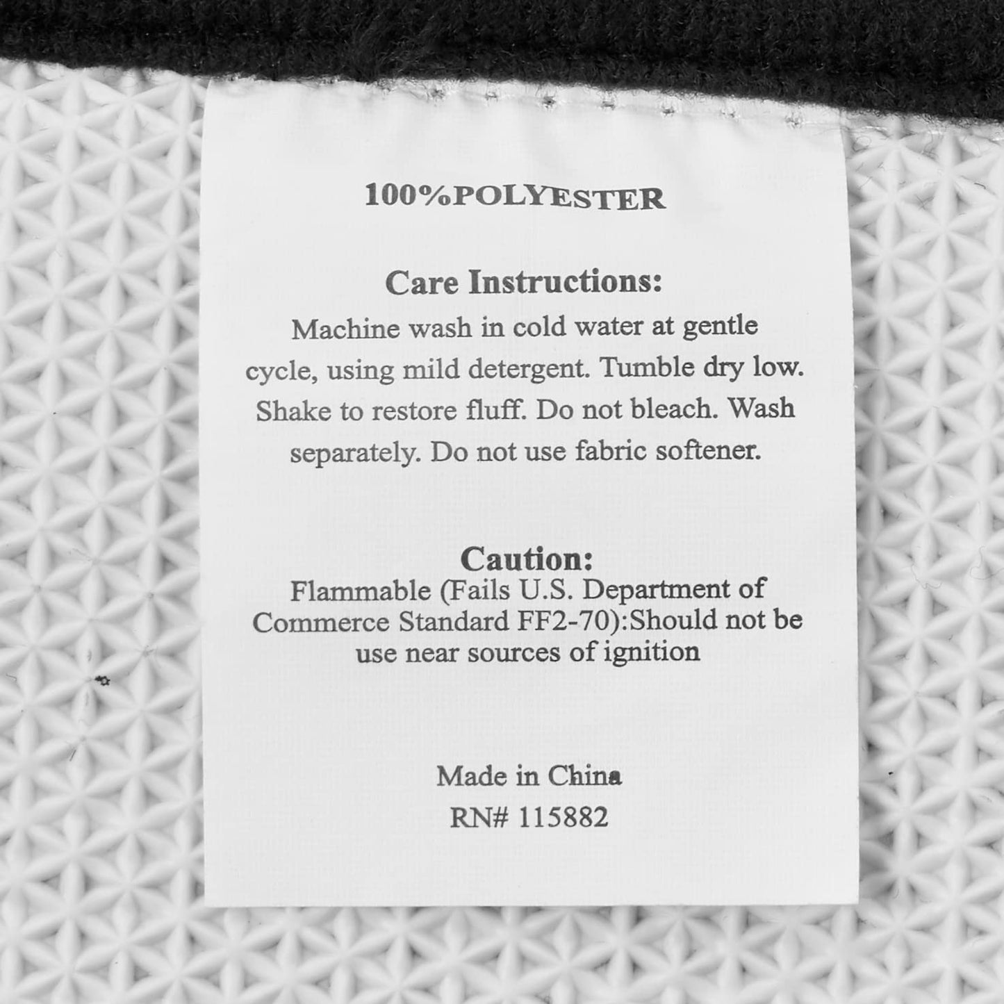 Popular Bath Sinatra Black Bathroom Rug Classic Luxury Bath Rug Contemporary Decor Black Bath Mat for Shower Unique Design Stylish Bling Mosaic, size…