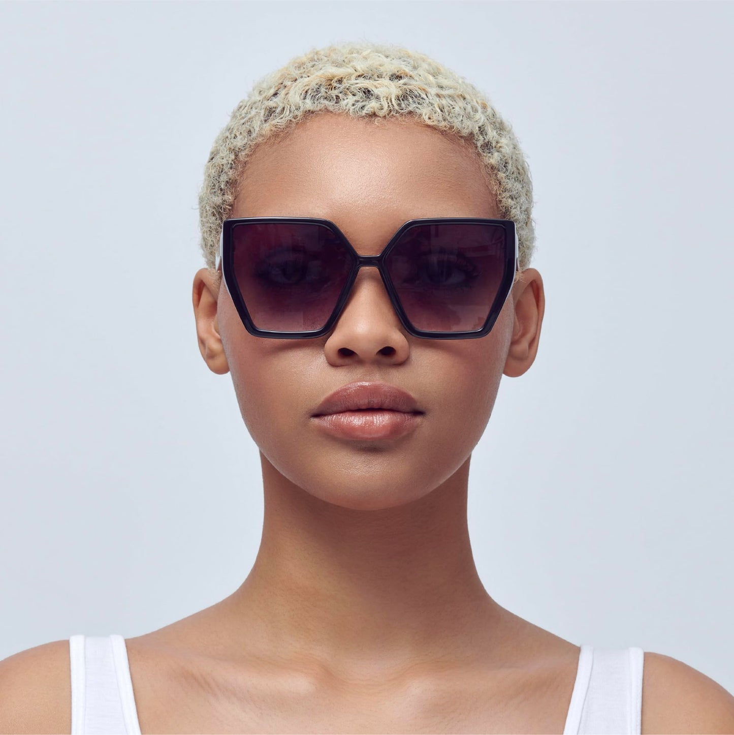 Mad Shade Sunglasses for Women, Modern Black Geometric Bold Angular Glasses, Trendy Summer Eyewear with UV400 Protection