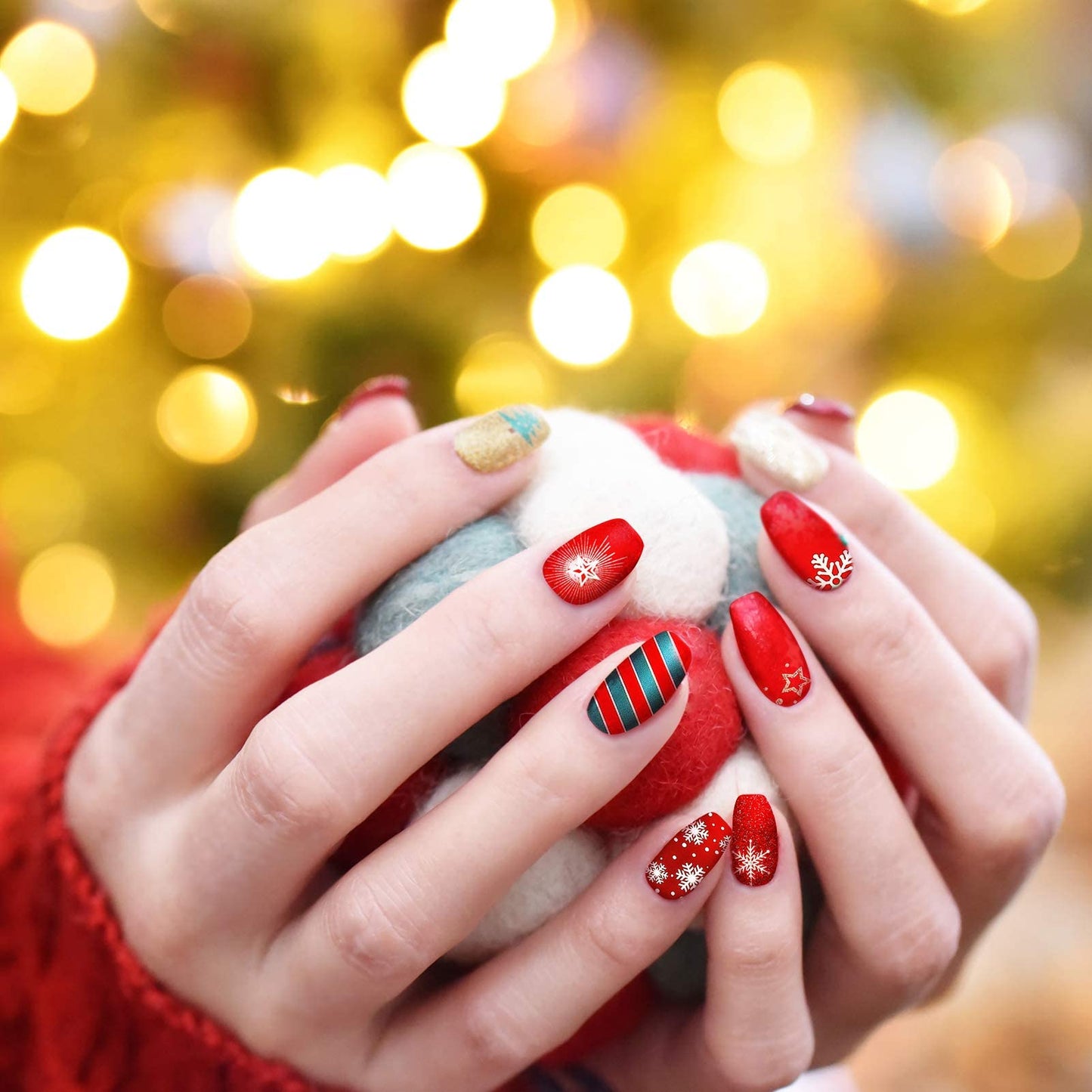 TailaiMei 15 Sheets Christmas Nail Stickers, 7 Sheets Nail Wrap Stickers and 8 Sheets Nail Decals Stickers, Full Wraps Strips and Self-Adhesive Set