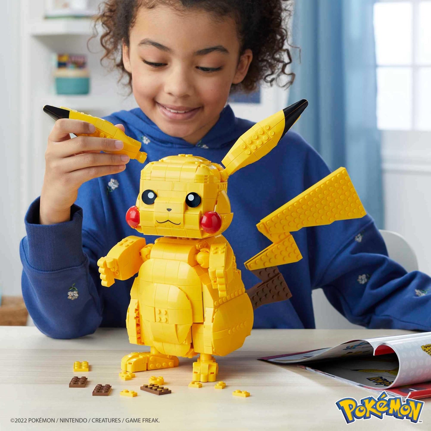 MEGA Pokémon Building Toys Set Jumbo Pikachu with 806 Pieces, Articulated and Poseable, 12 Inches Tall, for Kids