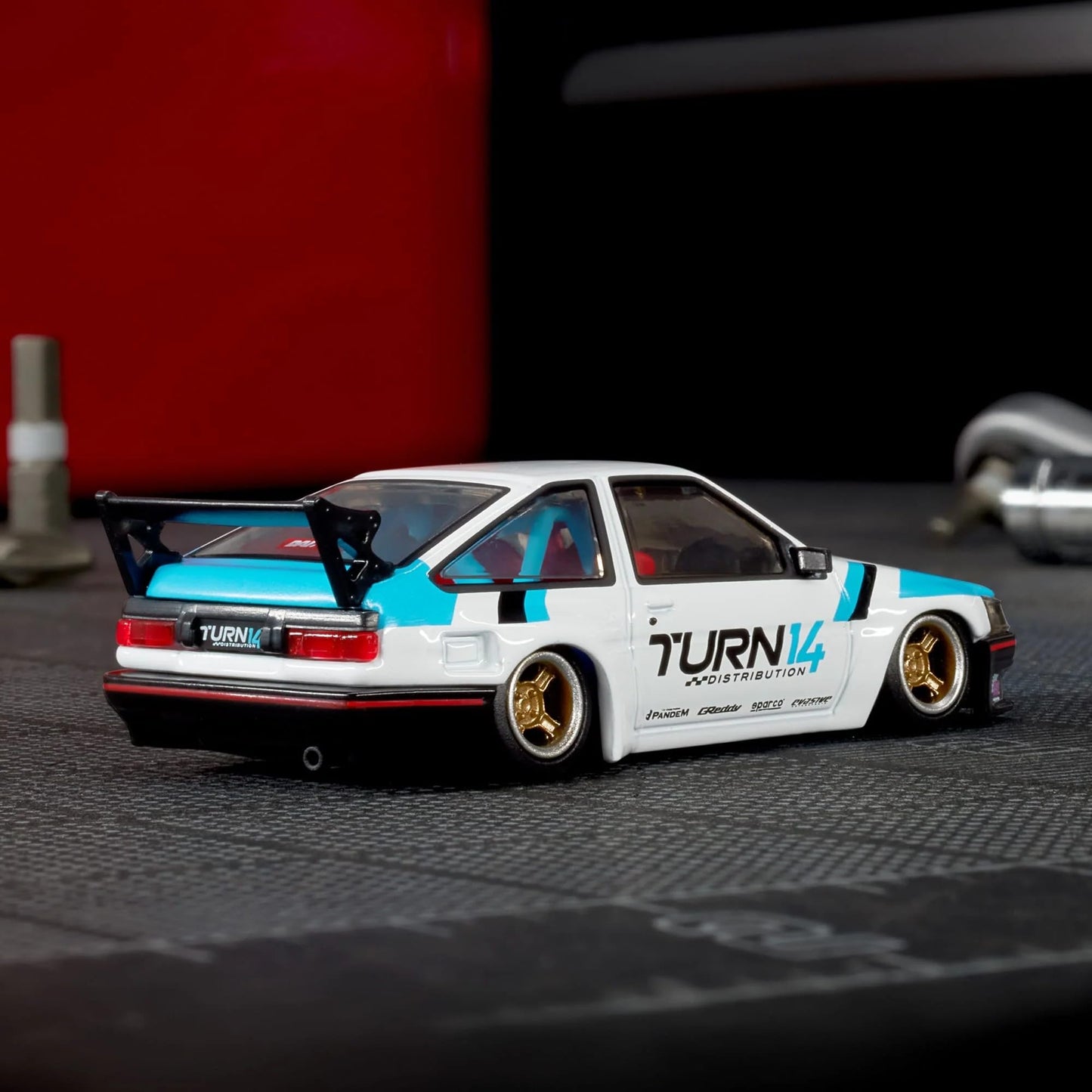 Hot Wheels Toyota Corolla Levin Elite 64 (AE86) Custom Collectors