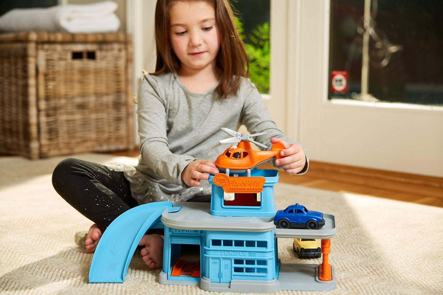 Green Toys Parking Garage Playset – 5-Piece Pretend Play Toy for Kids, Motor Skills & Role Play, BPA-Free, Dishwasher Safe, Made in USA