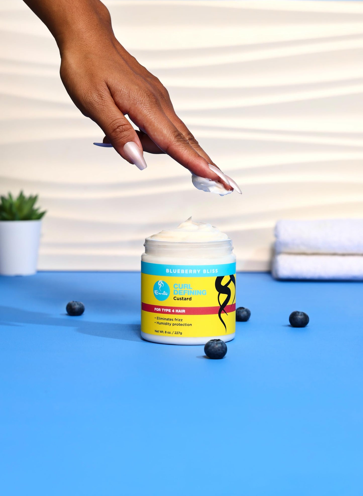 Curls Blueberry Bliss Defining Custard - 8 oz, Cream for Frizz Control & Humidity Protection, Enriched with Aloe Leaf Extract, Coconut Oil, Shea