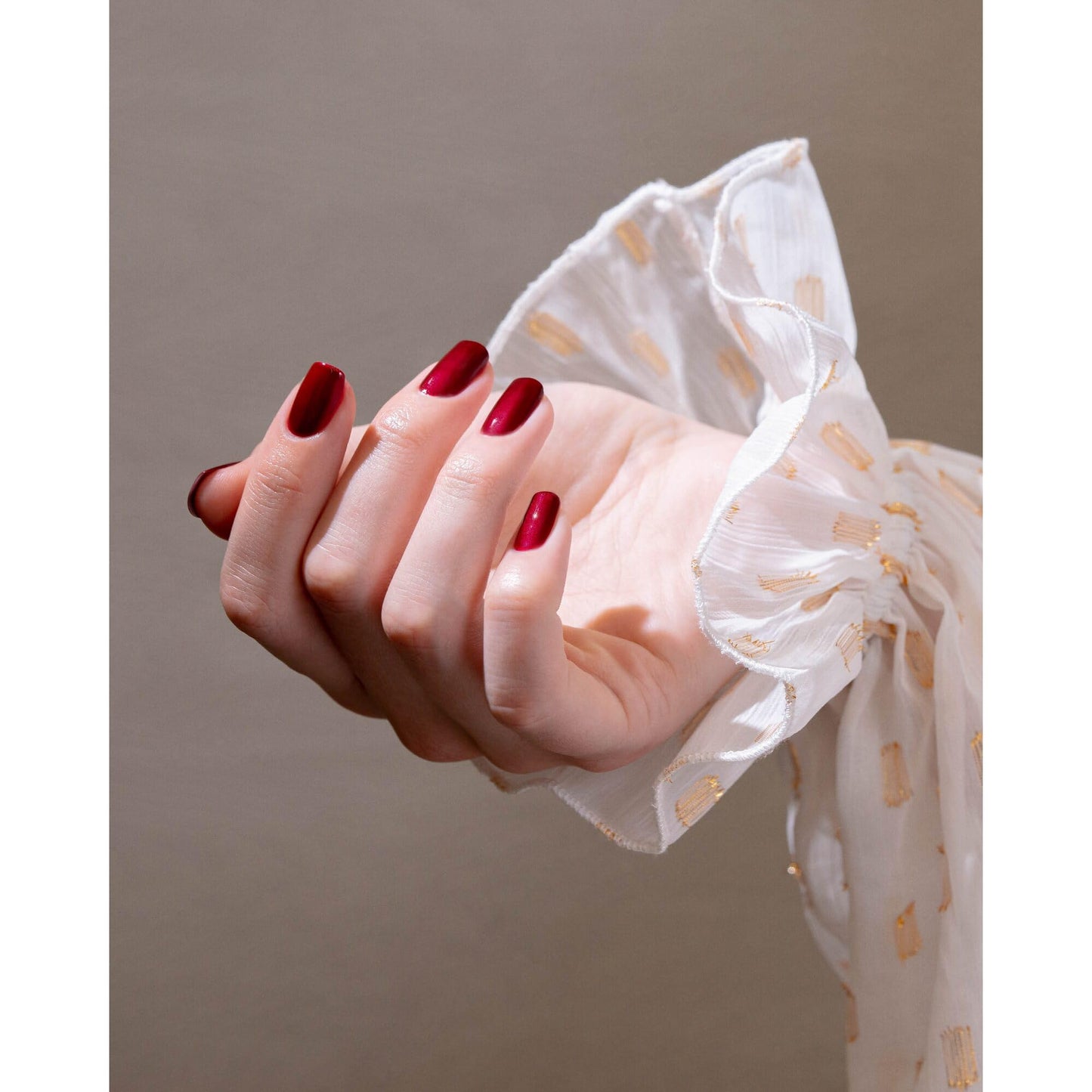 Gelish TPO-Free Soak-Off Gel Nail Polish: What's Your Poinsettia?, 15 mL Beauty & Personal Care Gelish